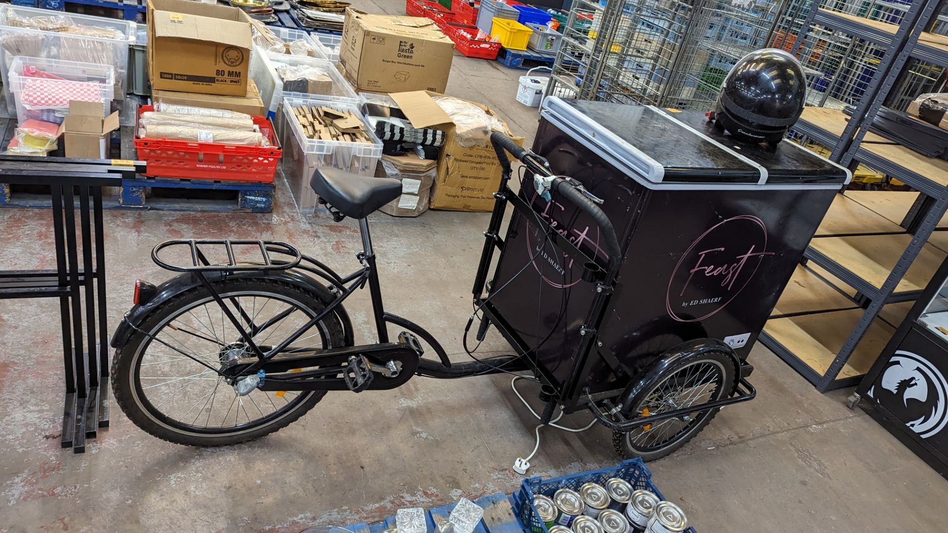 Tricycle based chest freezer. This lot comprises a tricycle with 2 wheels at the front either side - Image 9 of 9