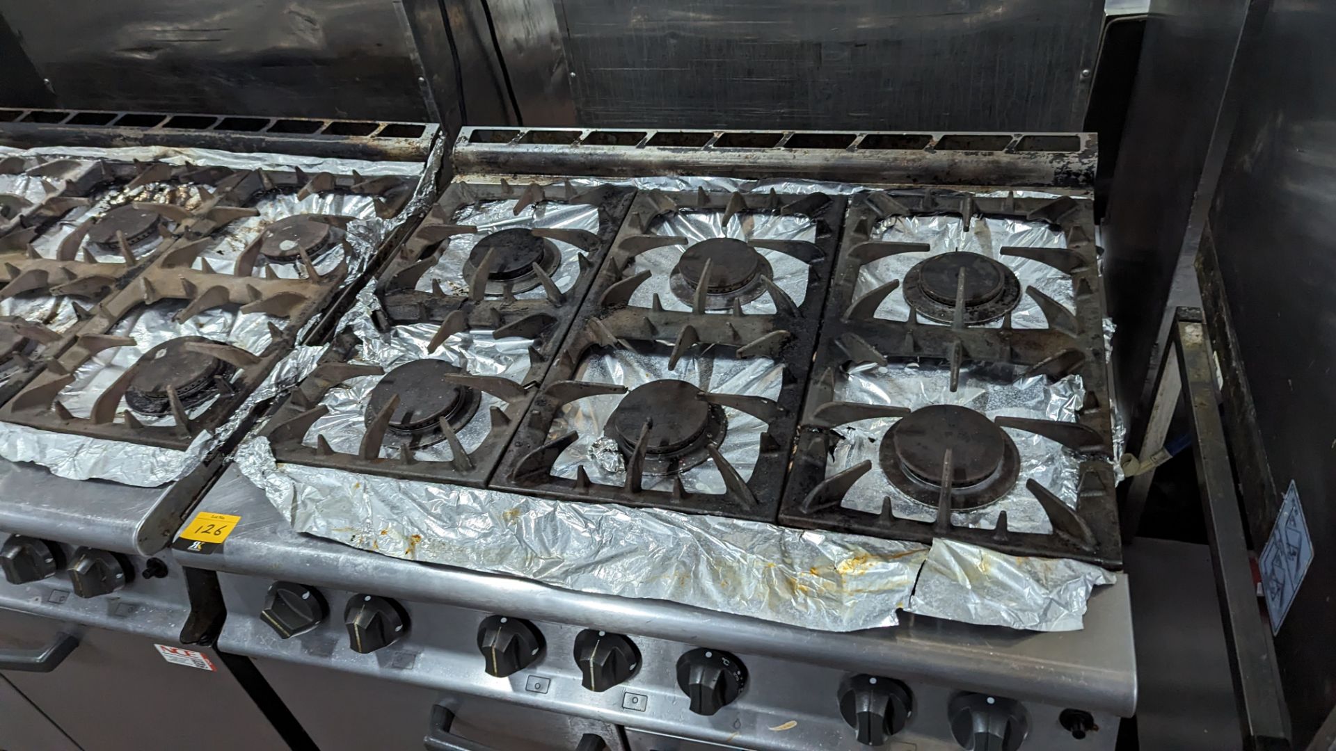 Falcon mobile stainless steel large 6 ring gas oven - Image 3 of 7