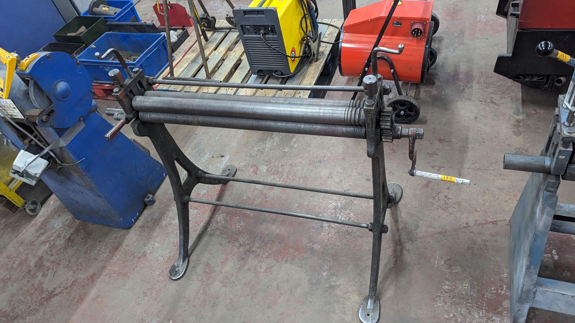 Triple manual rollers, capacity approximately 930mm - Image 3 of 5