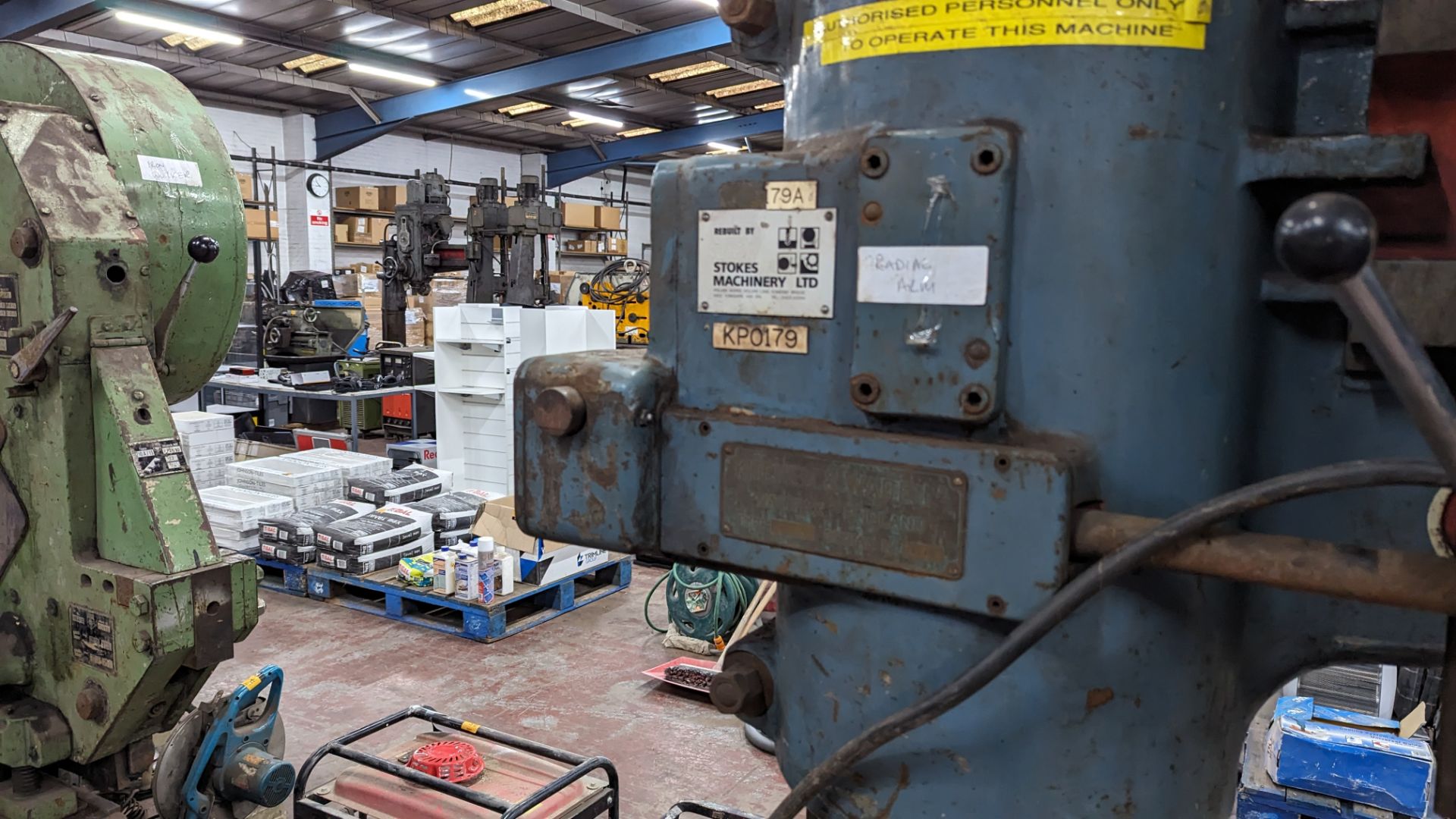 Kitchen & Wade radial arm drill type 40E26, rebuilt by Stokes Machinery Ltd - Image 10 of 12