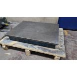Metal heavy duty surface, measuring approximately 610mm x 450mm