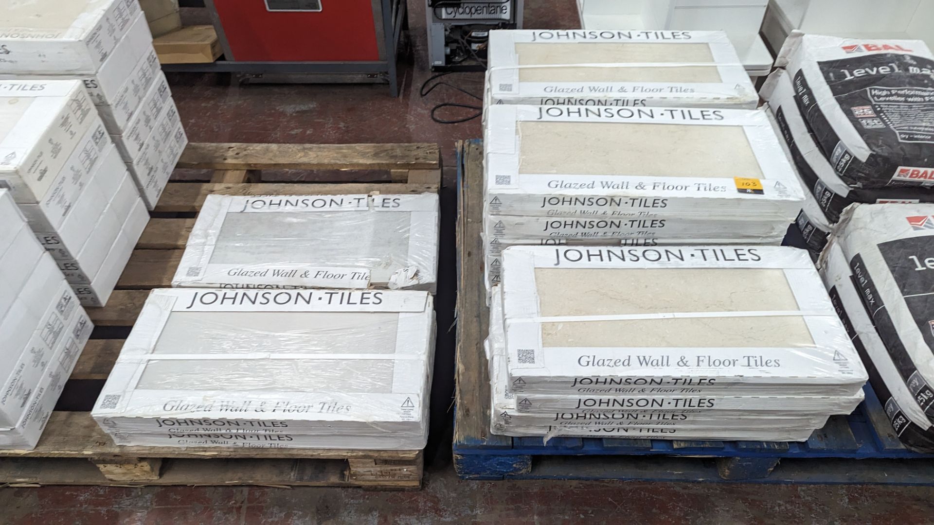 16 packs of Johnson glazed wall and floor tiles each pack contains 5 tiles. Each tile measures 597m