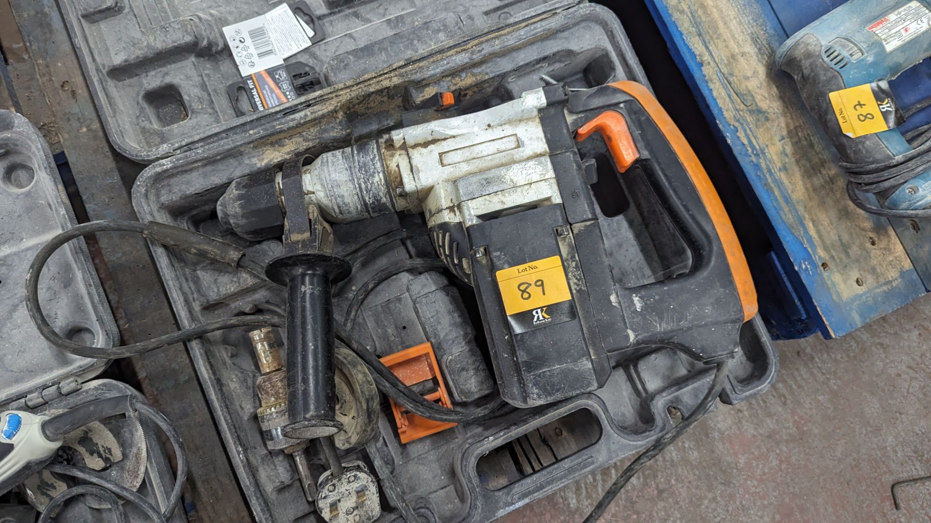 Challenge model EH32XD-1 heavy duty hammer drill in case - Image 6 of 6