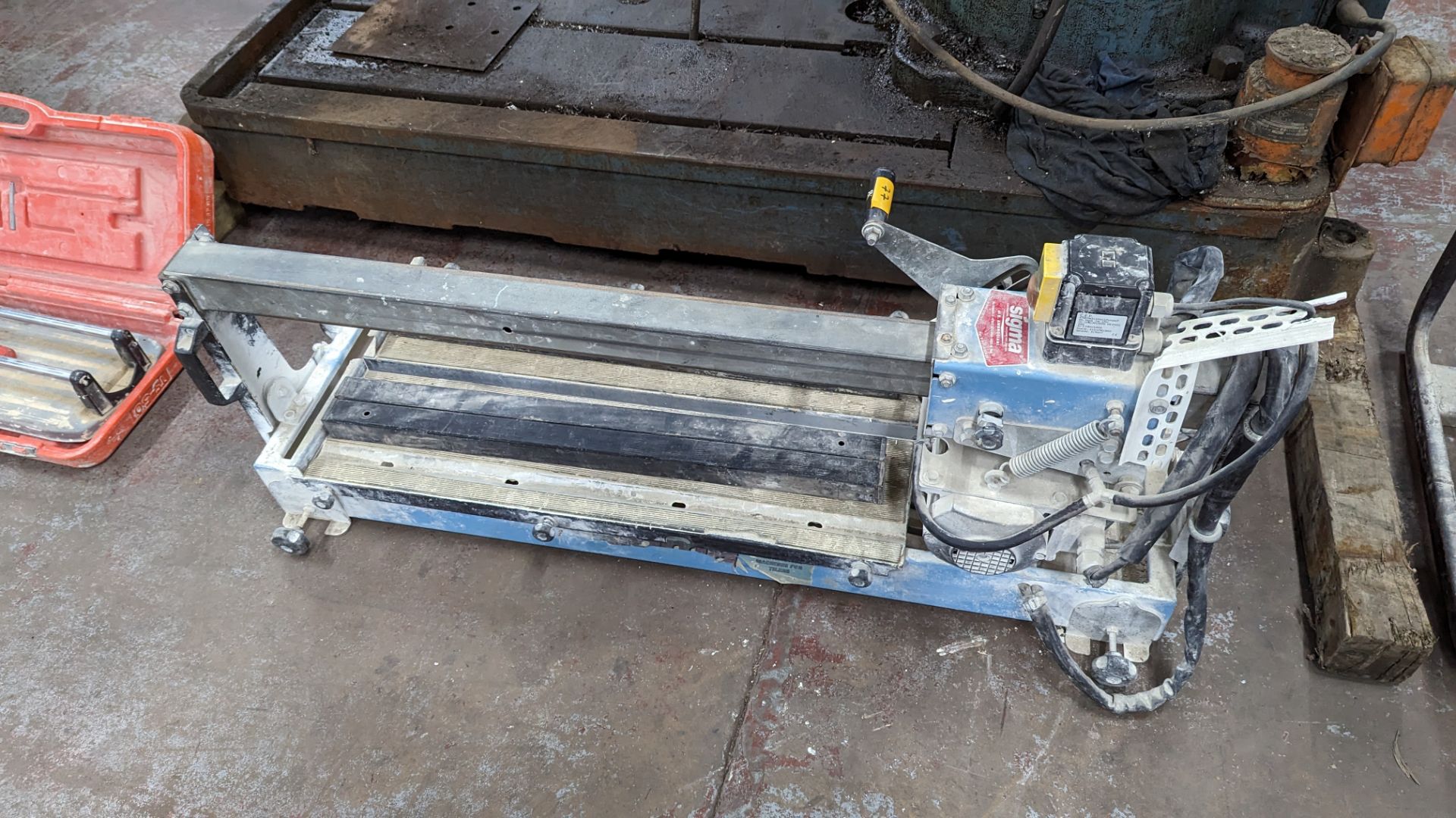 Sigma 10L 110v bridge saw/tile cutter