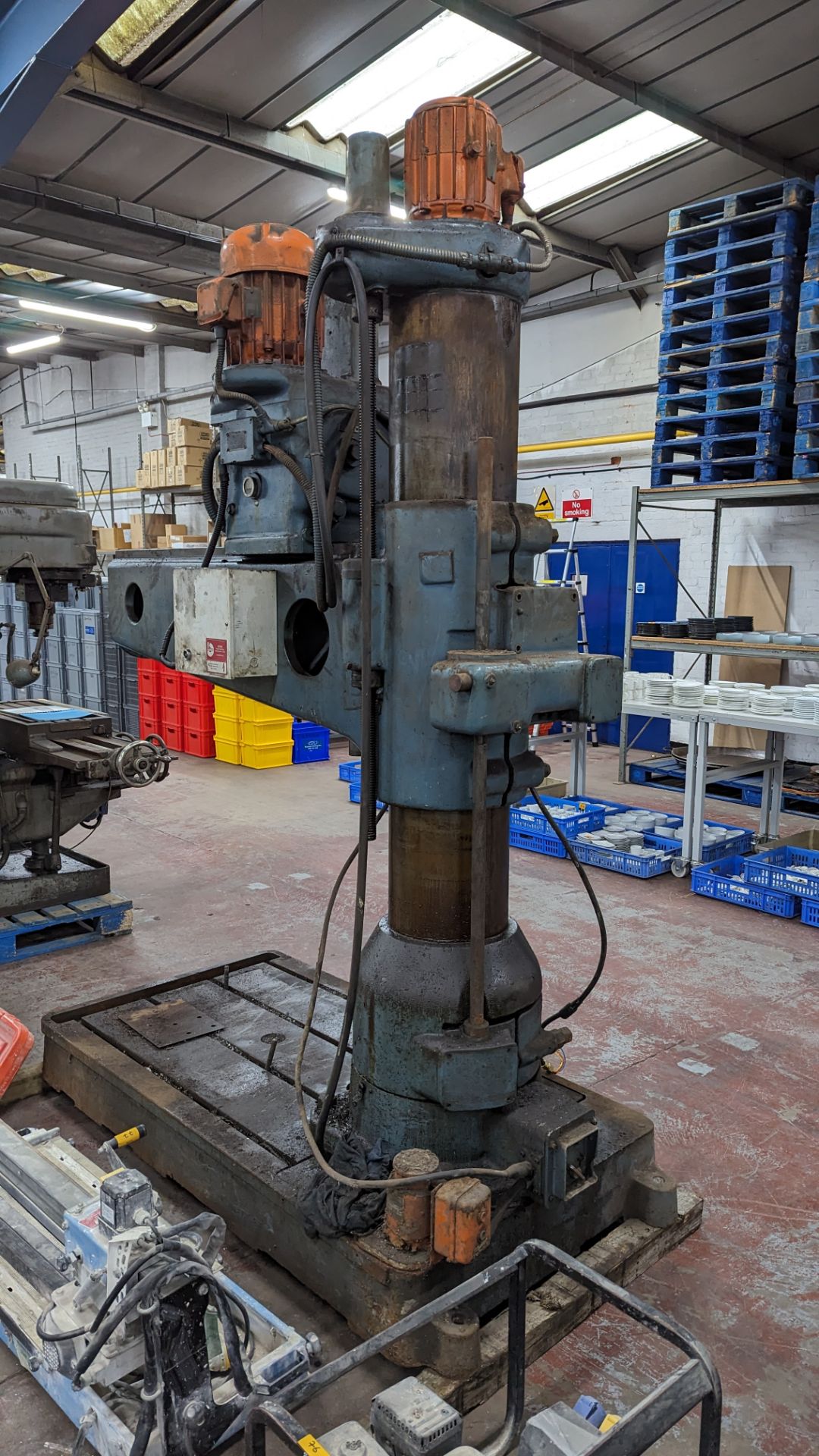 Kitchen & Wade radial arm drill type 40E26, rebuilt by Stokes Machinery Ltd - Image 7 of 12