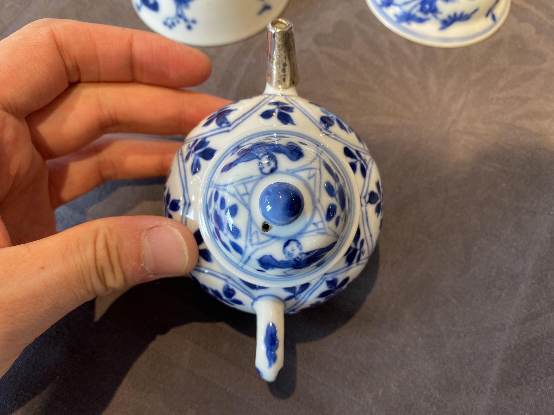 14 Chinese blue and white tea wares, Kangxi and later - Image 20 of 62