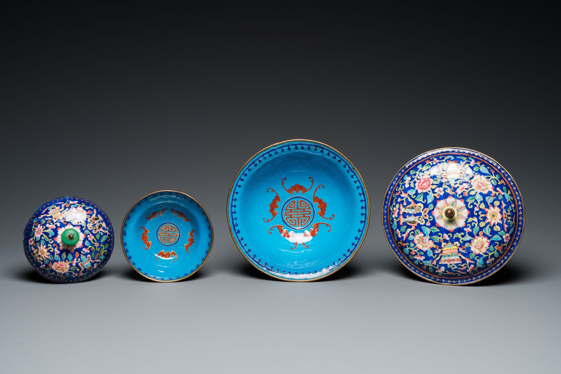 Two Chinese blue-ground Canton enamel bowls and covers, Qianlong/Jiaqing - Image 6 of 7