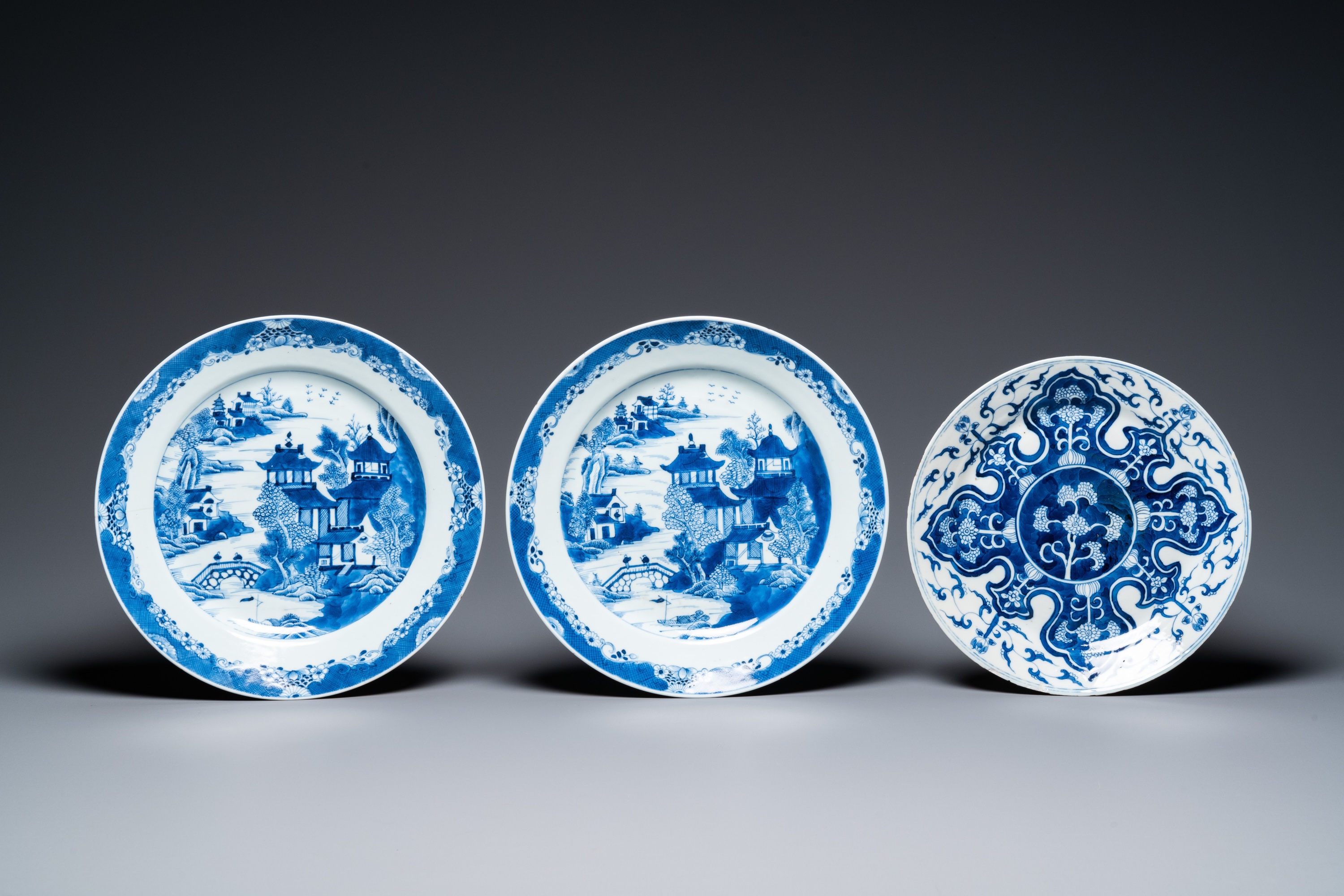 Six various Chinese blue and white, celadon and famille rose porcelain wares, 19/20th C. - Image 2 of 53