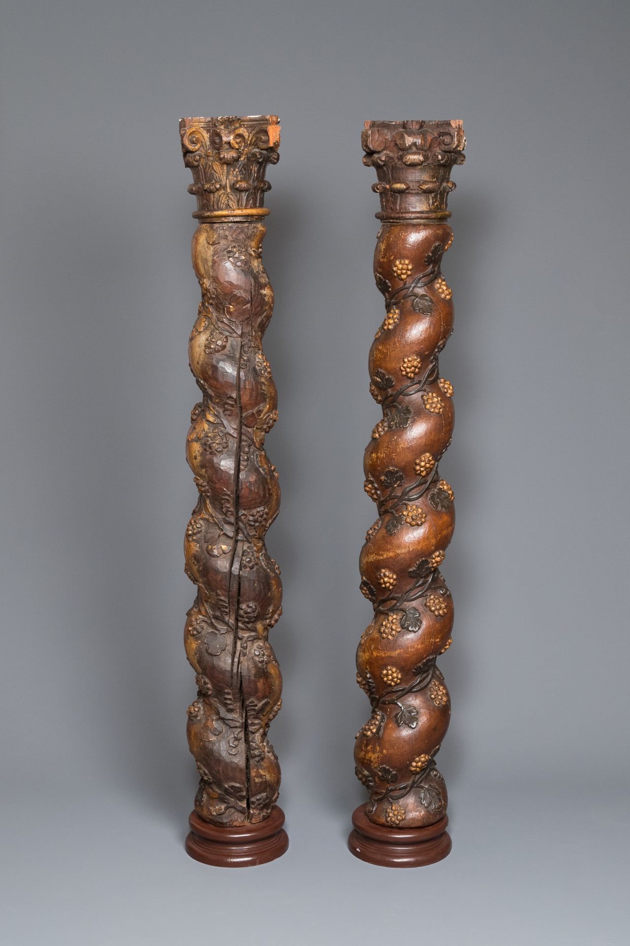 A pair of patinated wooden 'grapevine' columns, 18th C. - Image 2 of 6