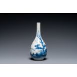 A Chinese blue and white 'Bleu de Hue' bottle vase for the Vietnamese market, Tho mark, 19th C.