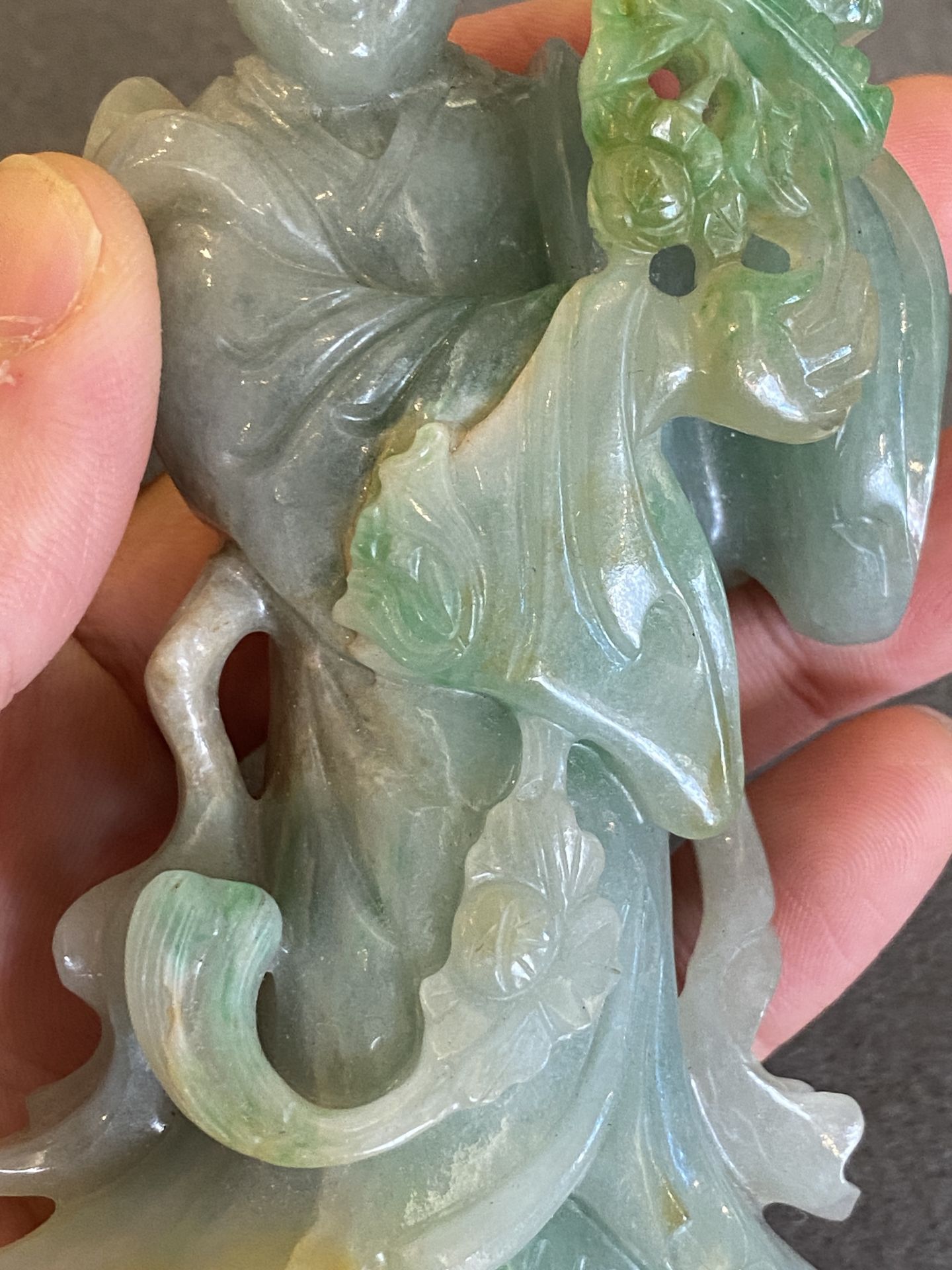 A Chinese jade sculpture of a lady on a wooden stand, Qing - Image 14 of 21