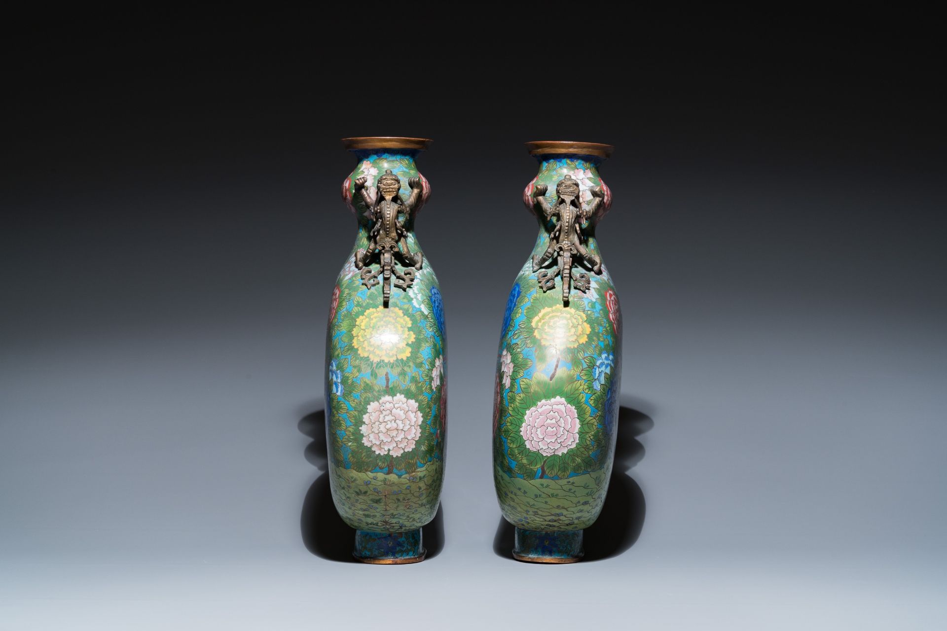 A pair of Chinese cloisonnŽ 'moonflask' vases, bianhu, Jiaqing - Image 2 of 38
