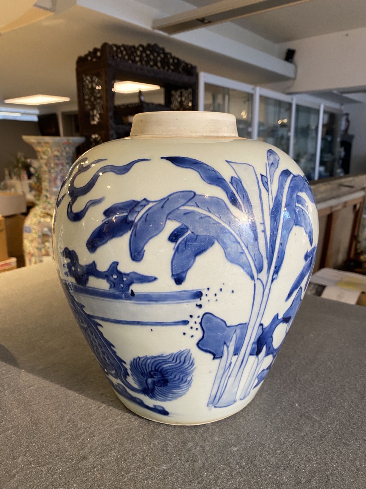 A Chinese blue and white 'qilin' jar, Shunzhi - Bild 9 aus 23