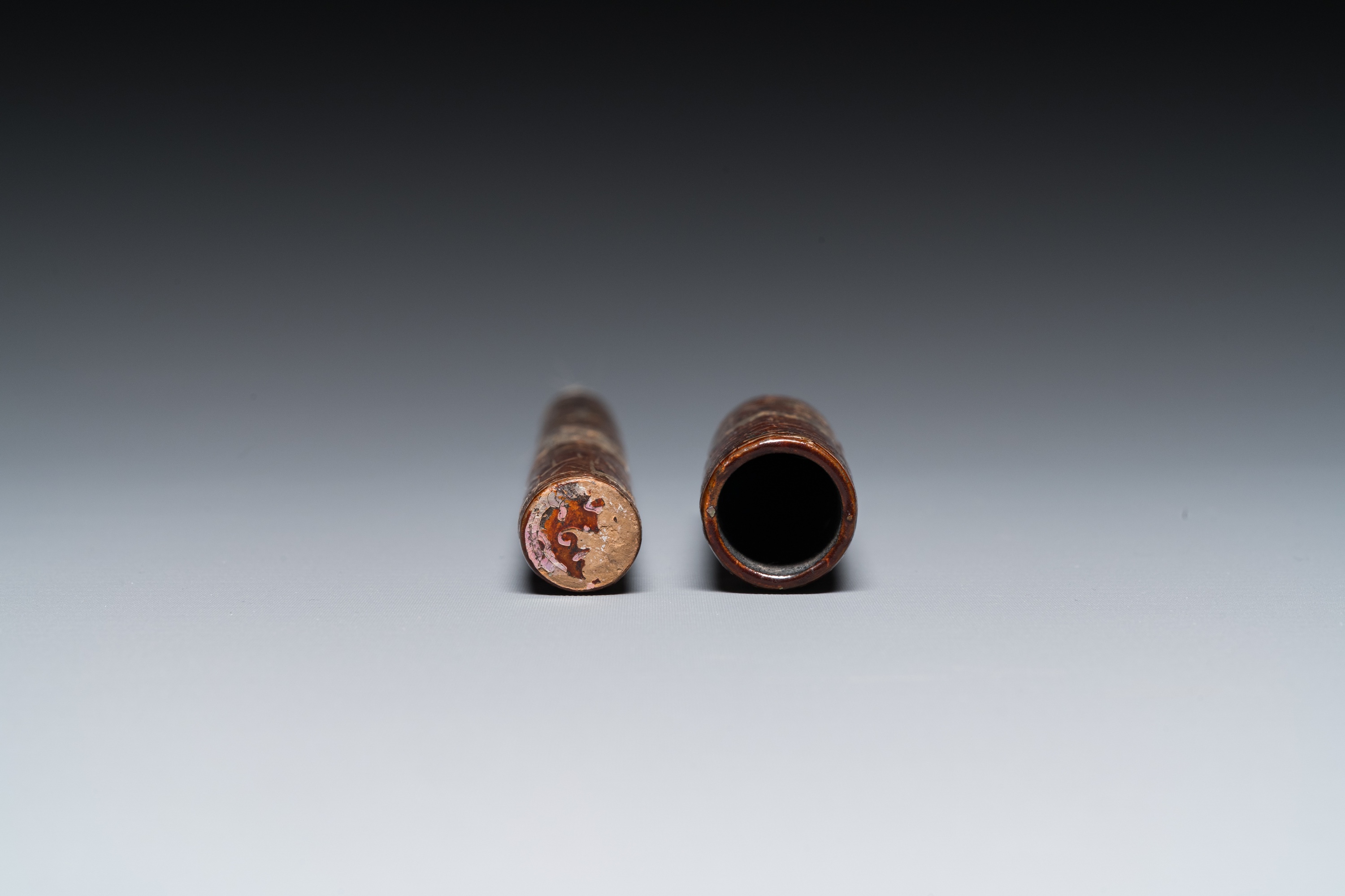 A Chinese mother-of-pearl-inlaid brown lacquer brush, Ming - Image 8 of 8