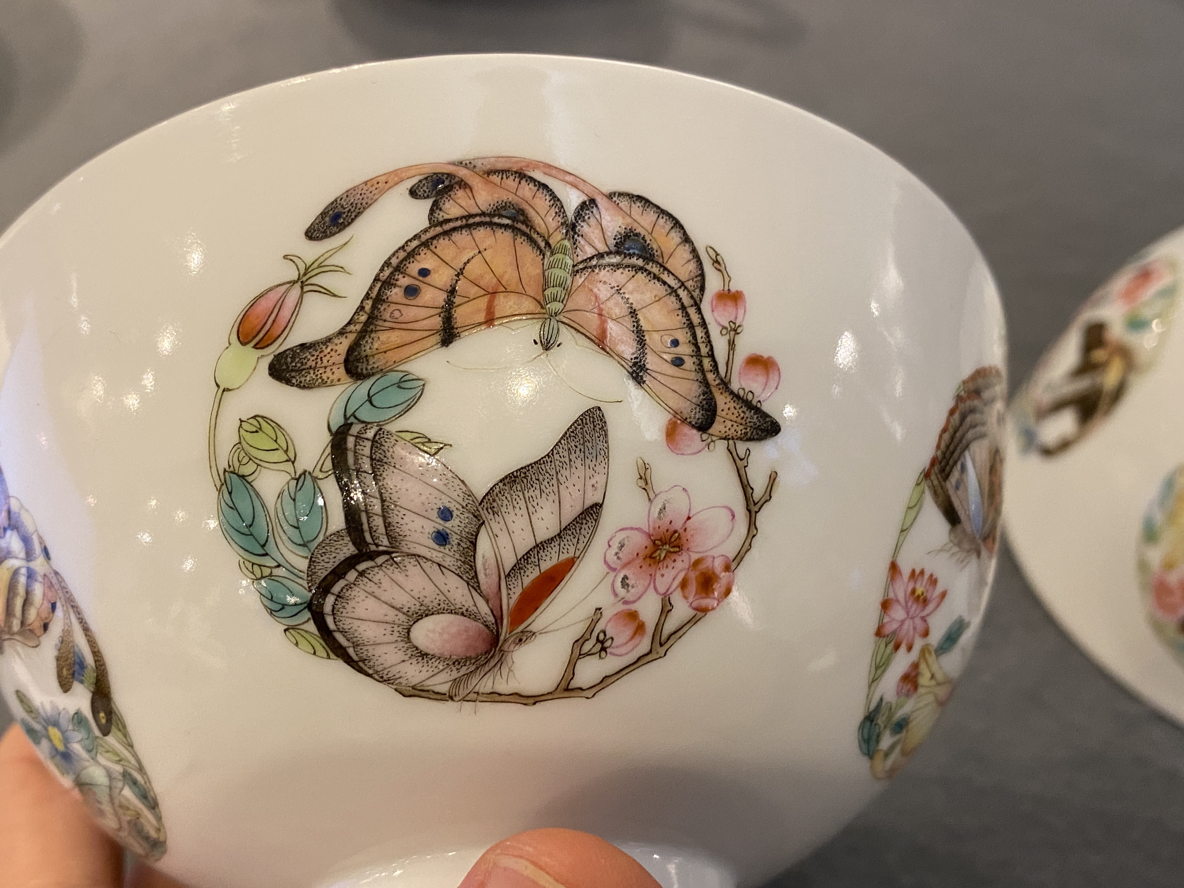 A pair of Chinese famille rose 'butterfly' bowls, Yonzheng mark, probably Republic - Image 14 of 16