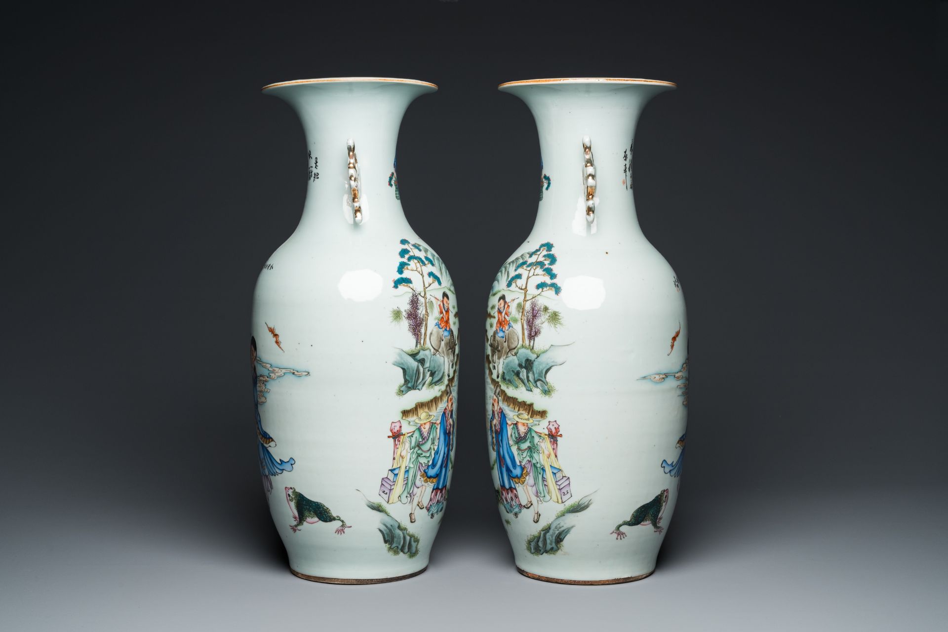 A pair of Chinese famille rose vases with two-sided design, 19/20th C. - Image 2 of 6