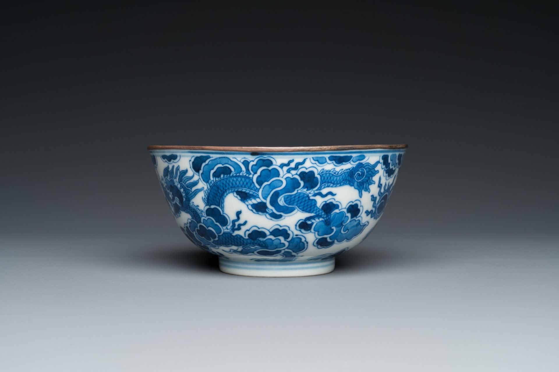 A Chinese blue and white 'Bleu de Hue' bowl for the Vietnamese market, Minh Mang Nian Zhi ____ mark, - Image 5 of 21