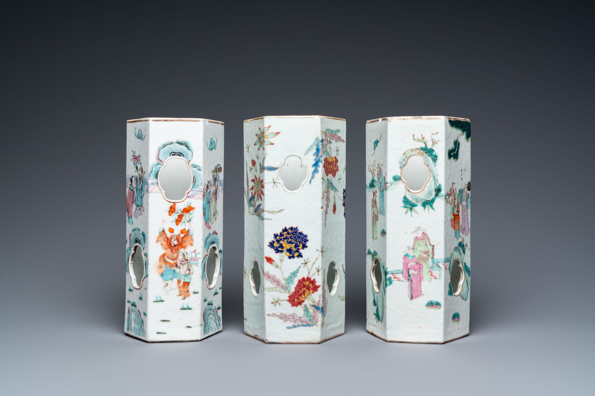 Three Chinese famille rose reticulated hexagonal hat stands, 19th C. - Image 3 of 43