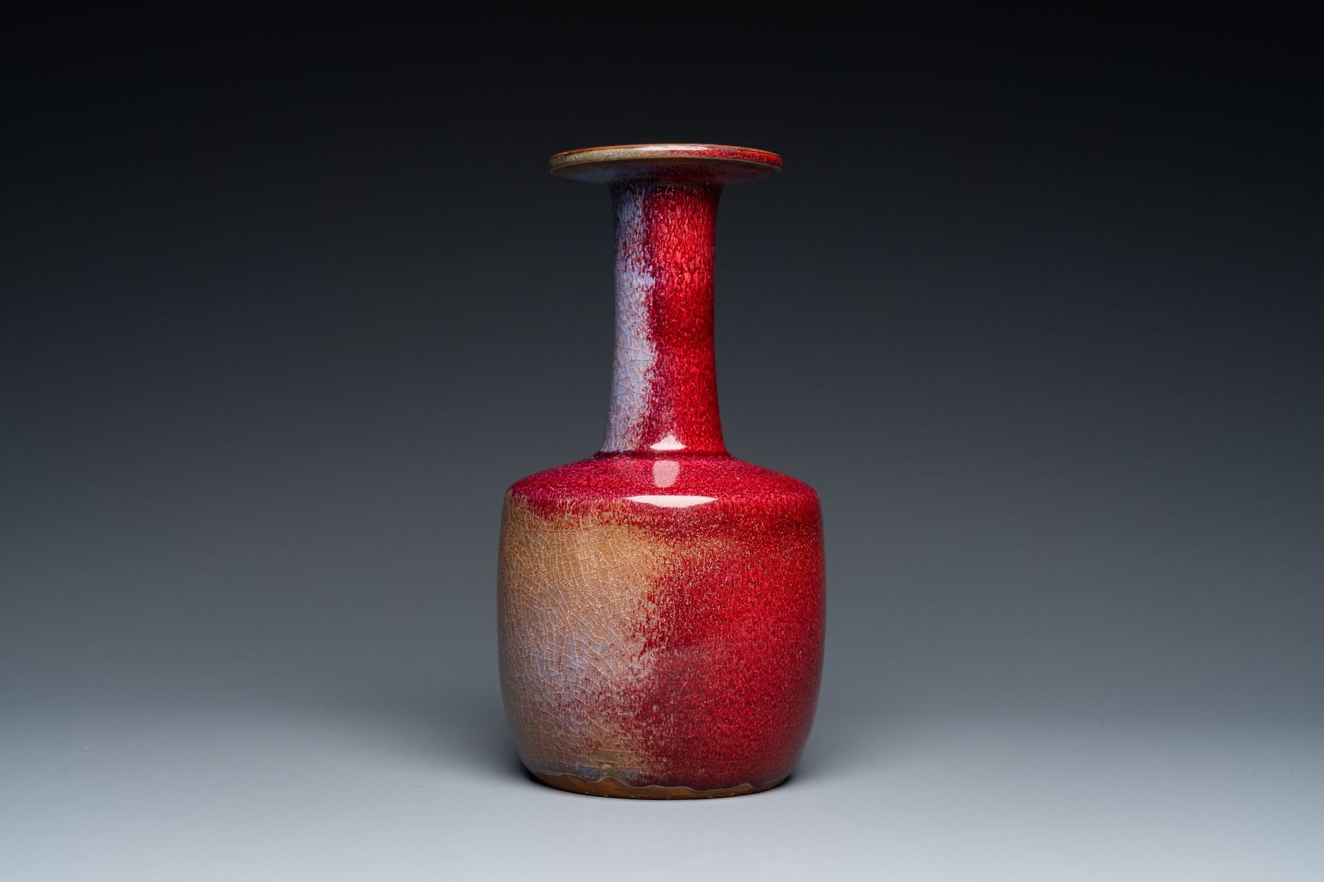 A Chinese flambŽ-glazed mallet-shaped vase, 19/20th C. - Image 2 of 11