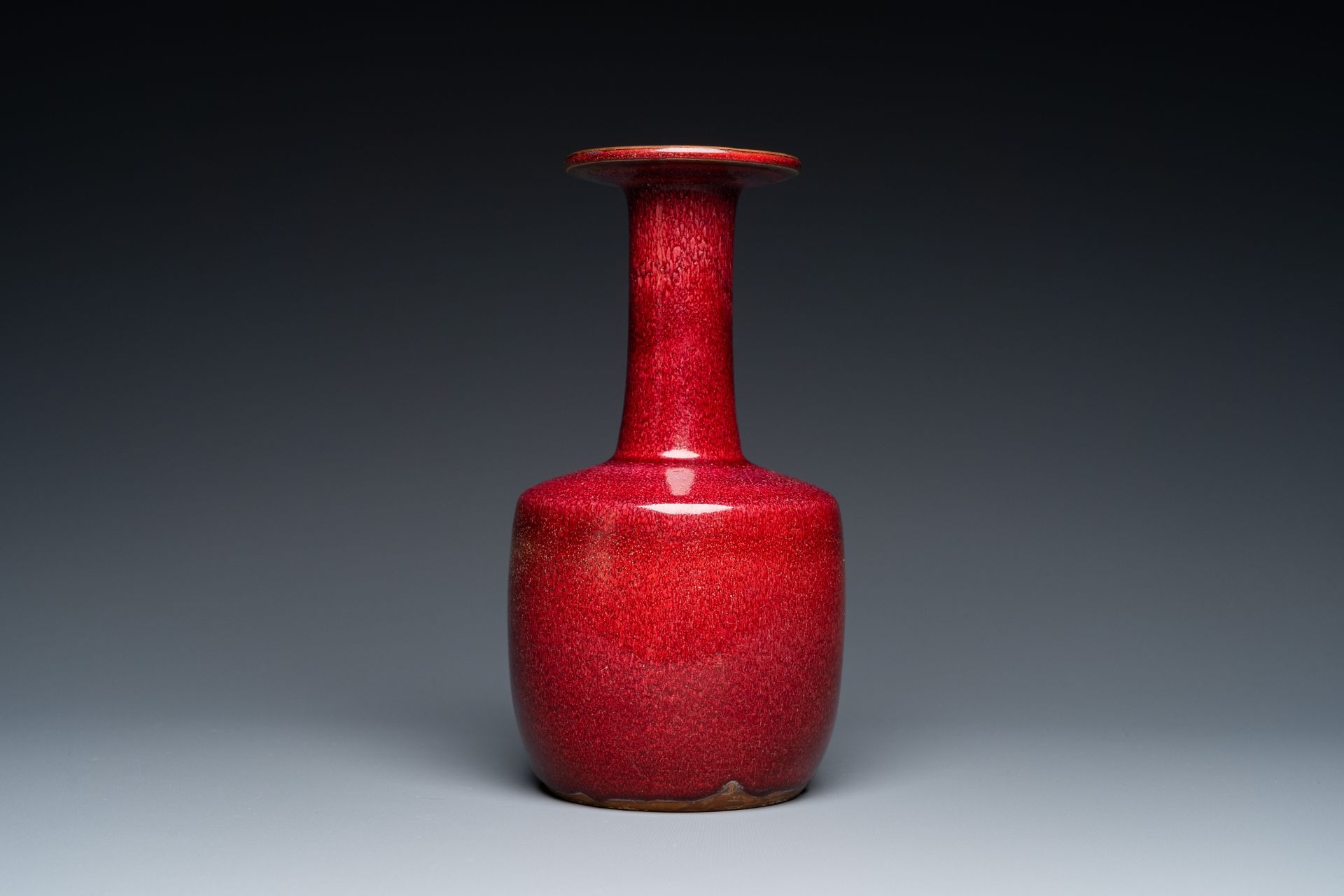 A Chinese flambŽ-glazed mallet-shaped vase, 19/20th C. - Image 3 of 11