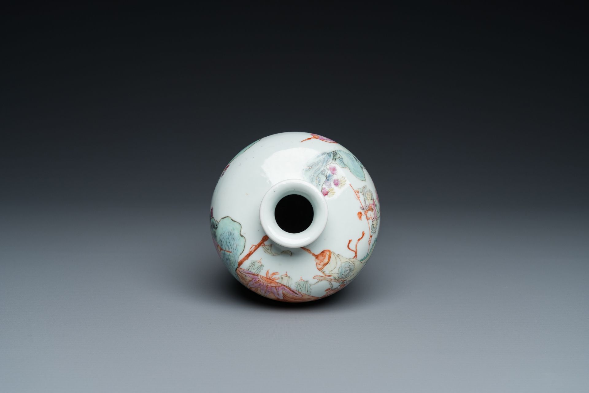 A Chinese famille rose 'meiping' vase, Republic - Image 5 of 16