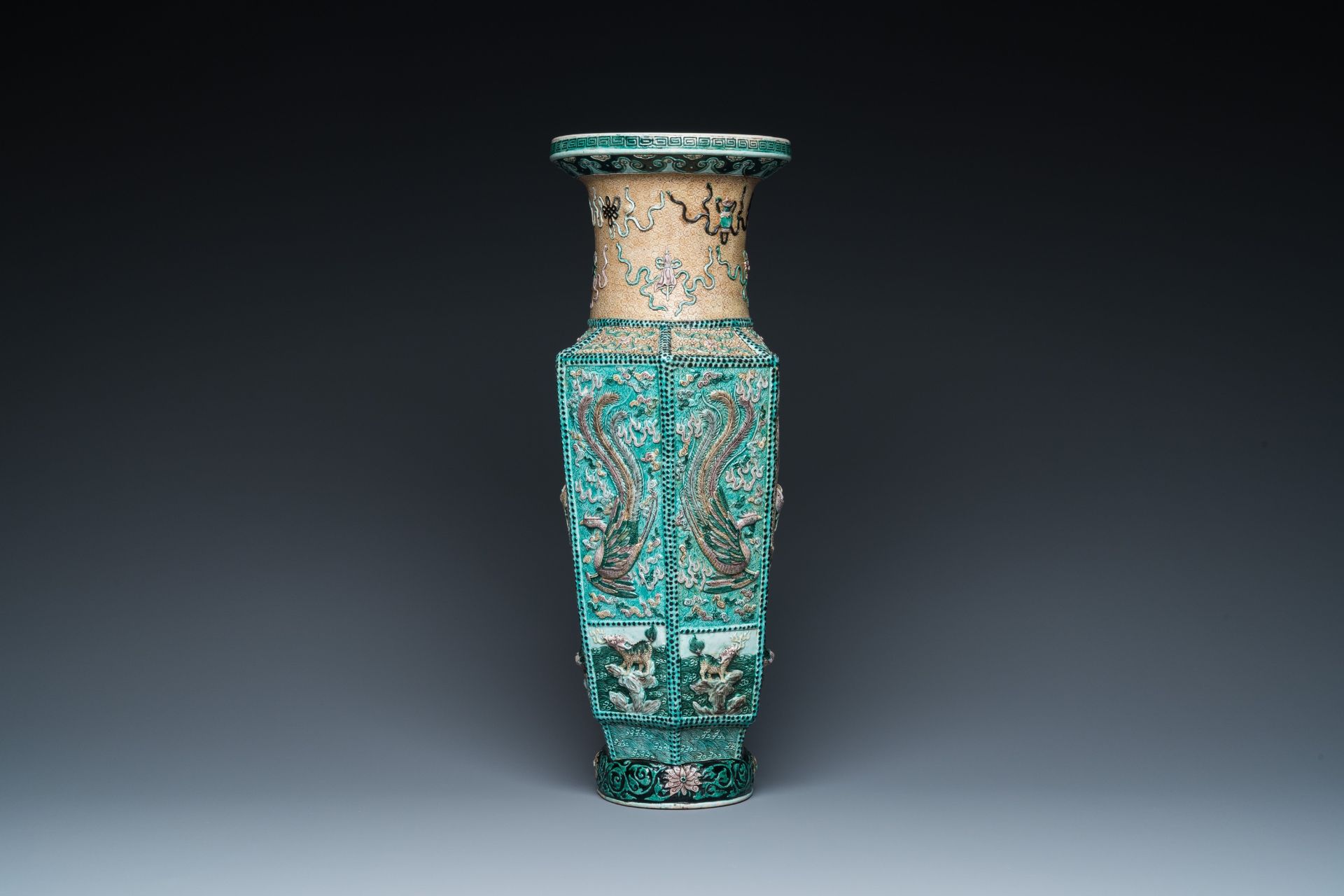 A Chinese hexagonal verte biscuit vase with applied dragon design, 19/20th C. - Image 4 of 26