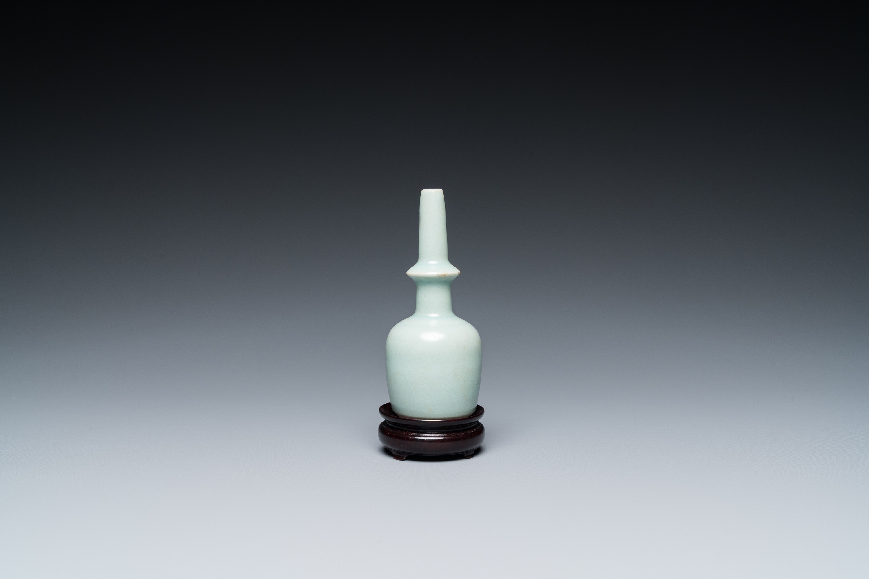 A Chinese celadon-glazed miniature 'kundika' vase, Song/Yuan - Image 7 of 16