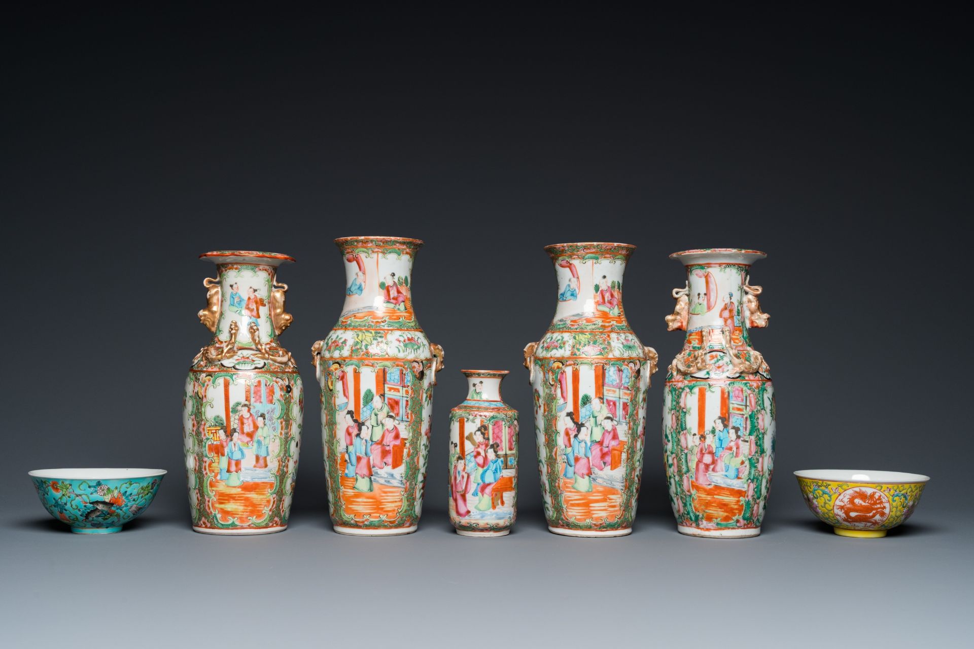 Eight Chinese Canton famille rose vases, two Nanking vases and two famille rose bowls, 19/20th C. - Image 8 of 15