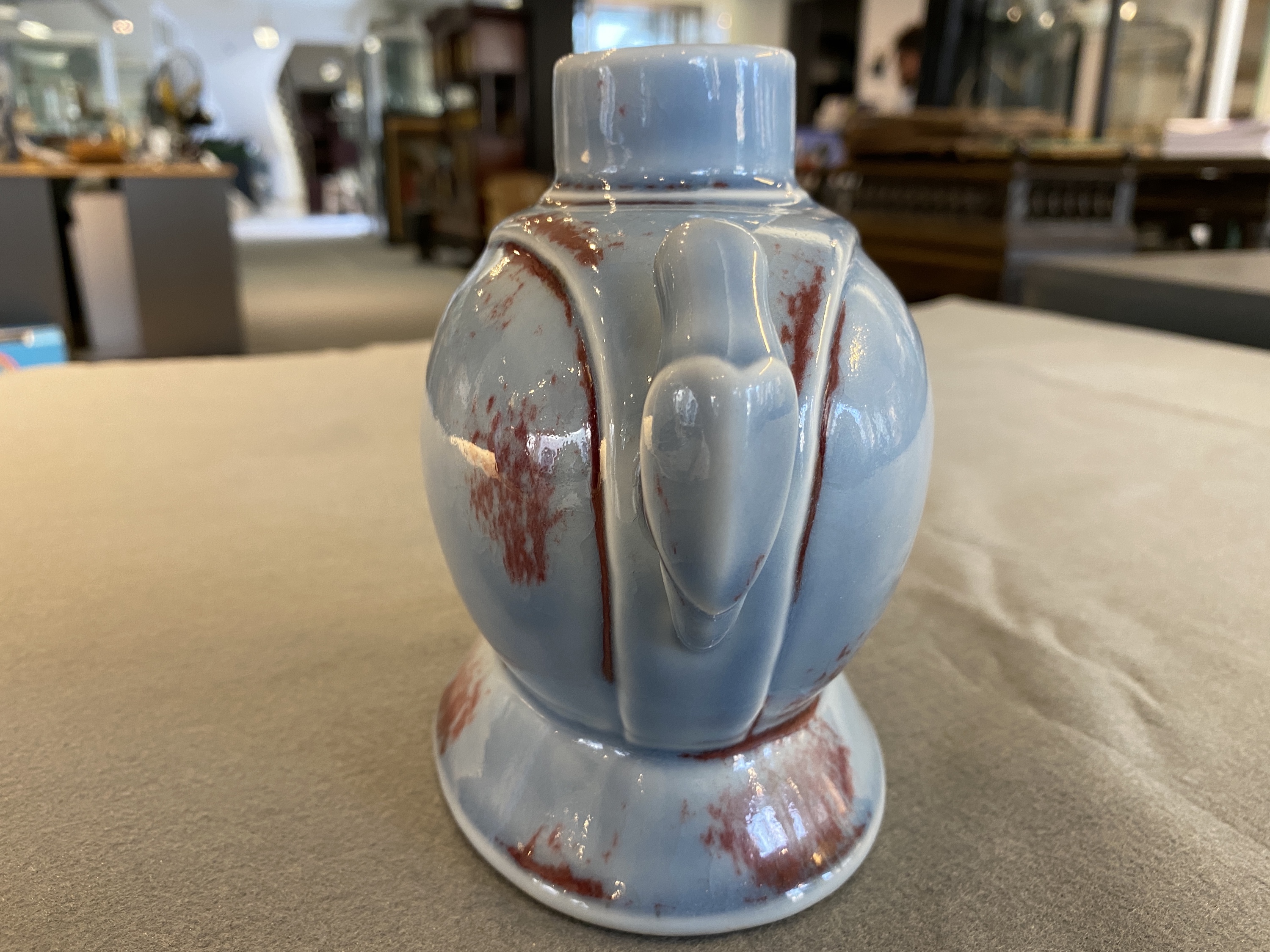 A Chinese copper-red-splashed lavender blue-glazed 'parrot' vase, Yongzheng mark but probably later - Image 11 of 16