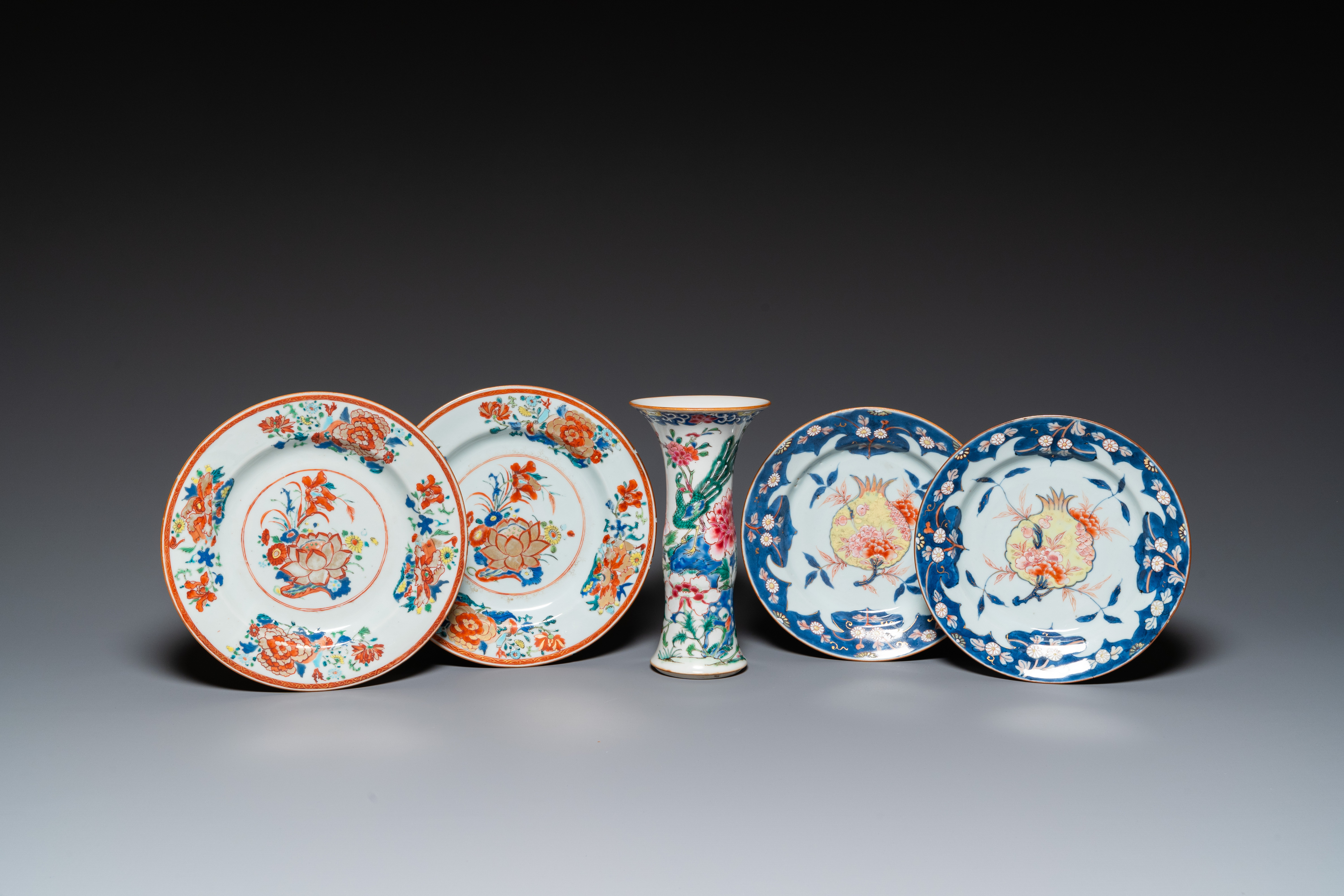 Two pairs of Chinese famille rose plates and a vase, Qianlong