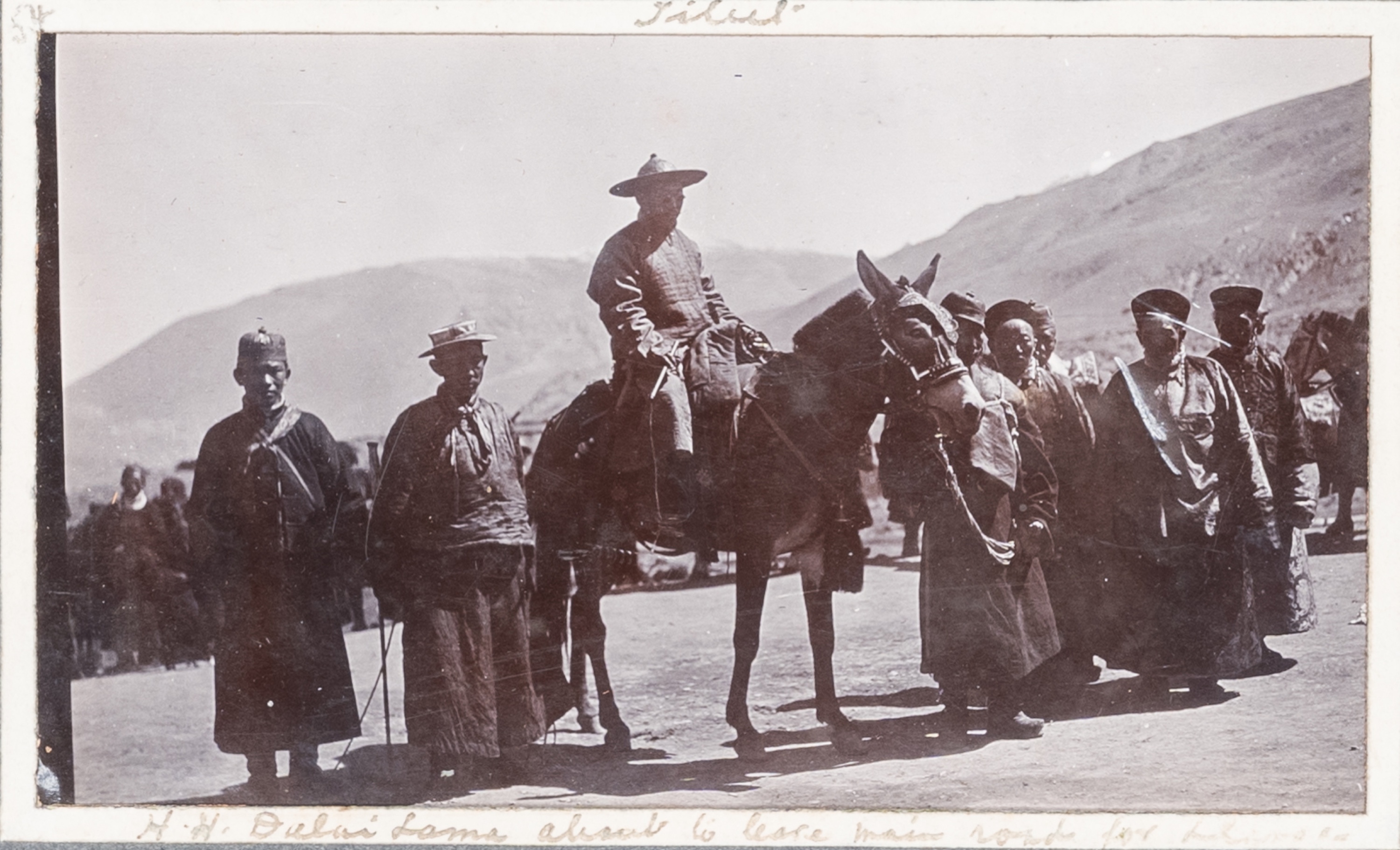 A rare photo album on the 13th Dalai Lama's return from exile from India, ca. 1912/1913 - Image 3 of 21