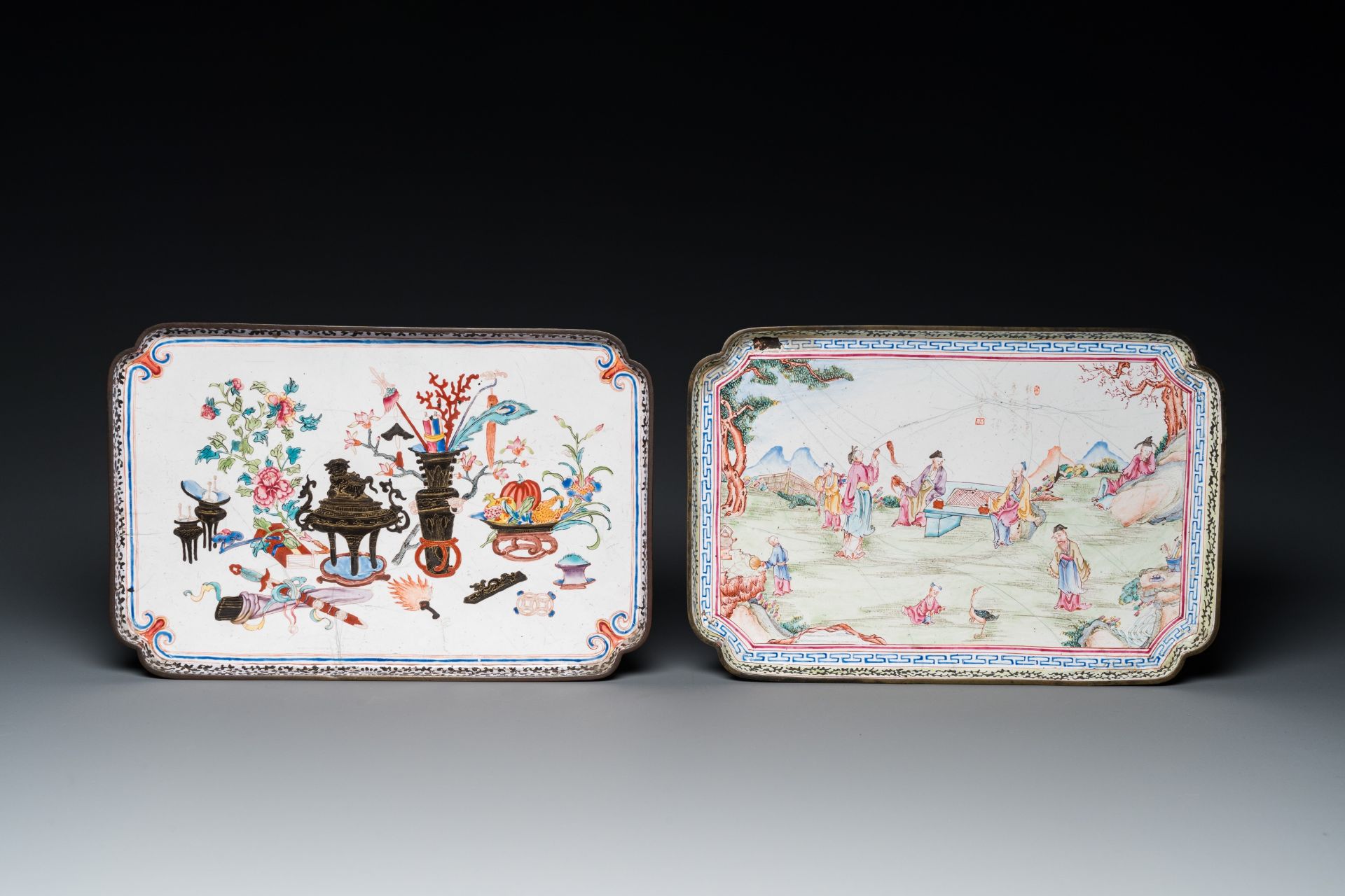 Two Chinese rectangular Canton enamel trays, Yongzheng/Qianlong - Image 3 of 11