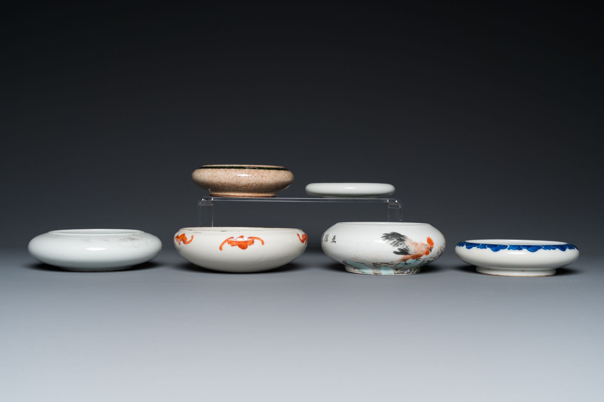 Six Chinese porcelain brush washers, 19/20th C. - Image 5 of 9