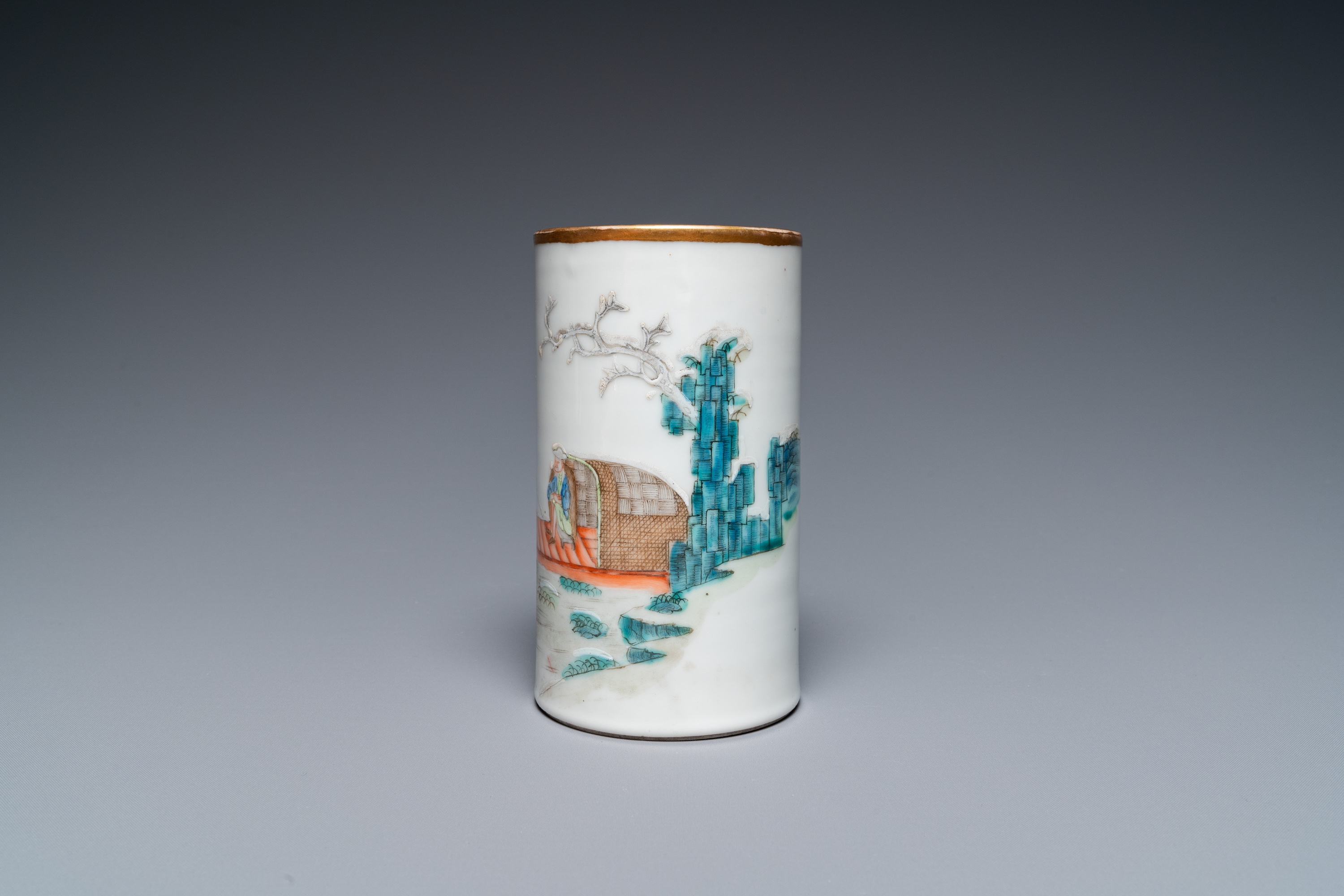 A fine Chinese famille rose brush pot, Xianfeng mark and of the period - Image 5 of 17