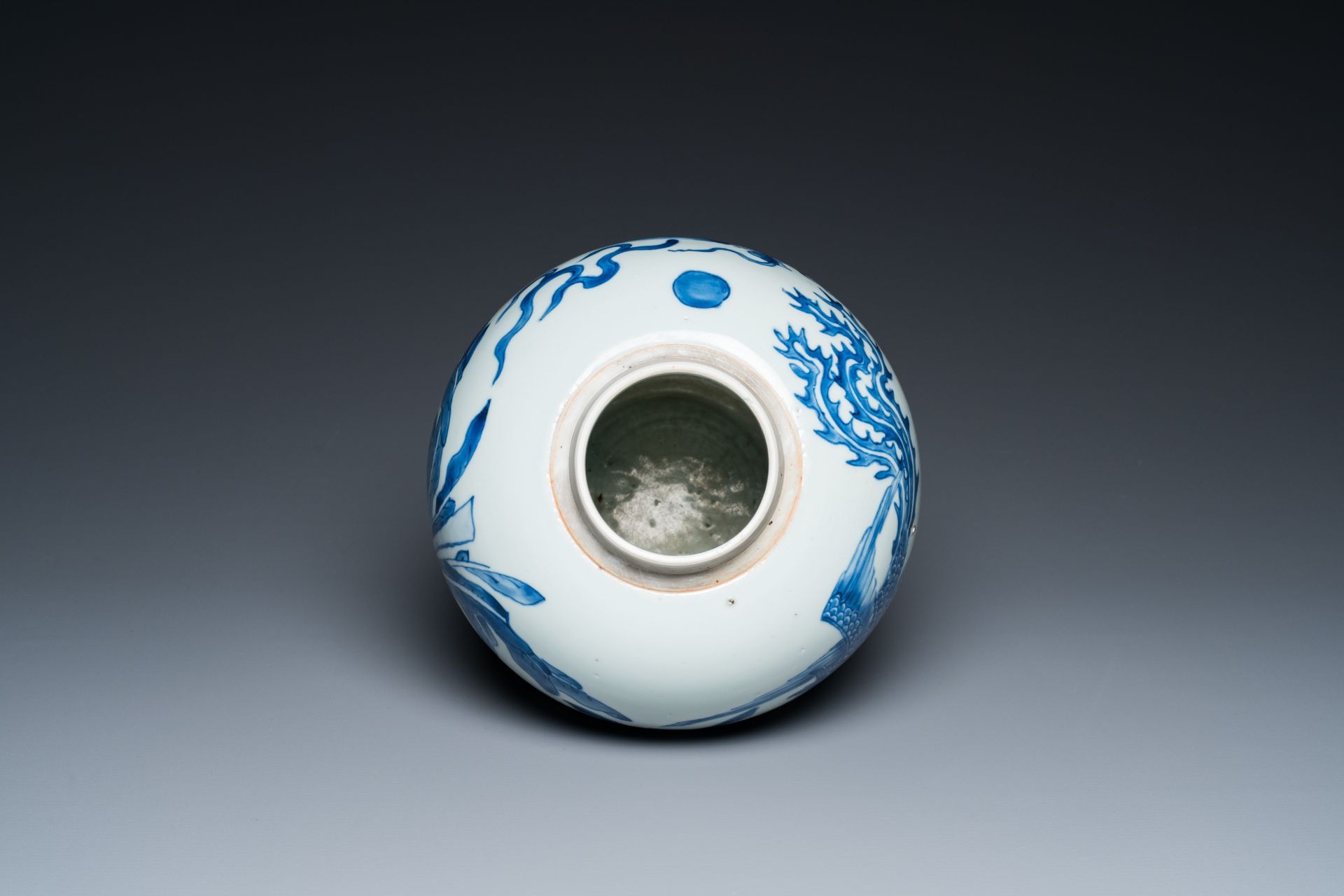 A Chinese blue and white 'qilin' jar, Shunzhi - Bild 6 aus 23