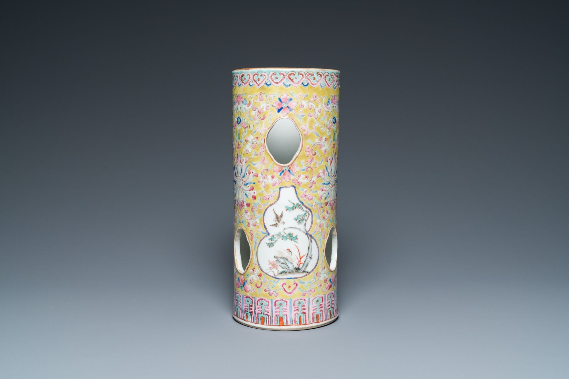 Four Chinese famille rose vases, a bat-shaped bowl and a covered jug, 19th C. - Image 5 of 19