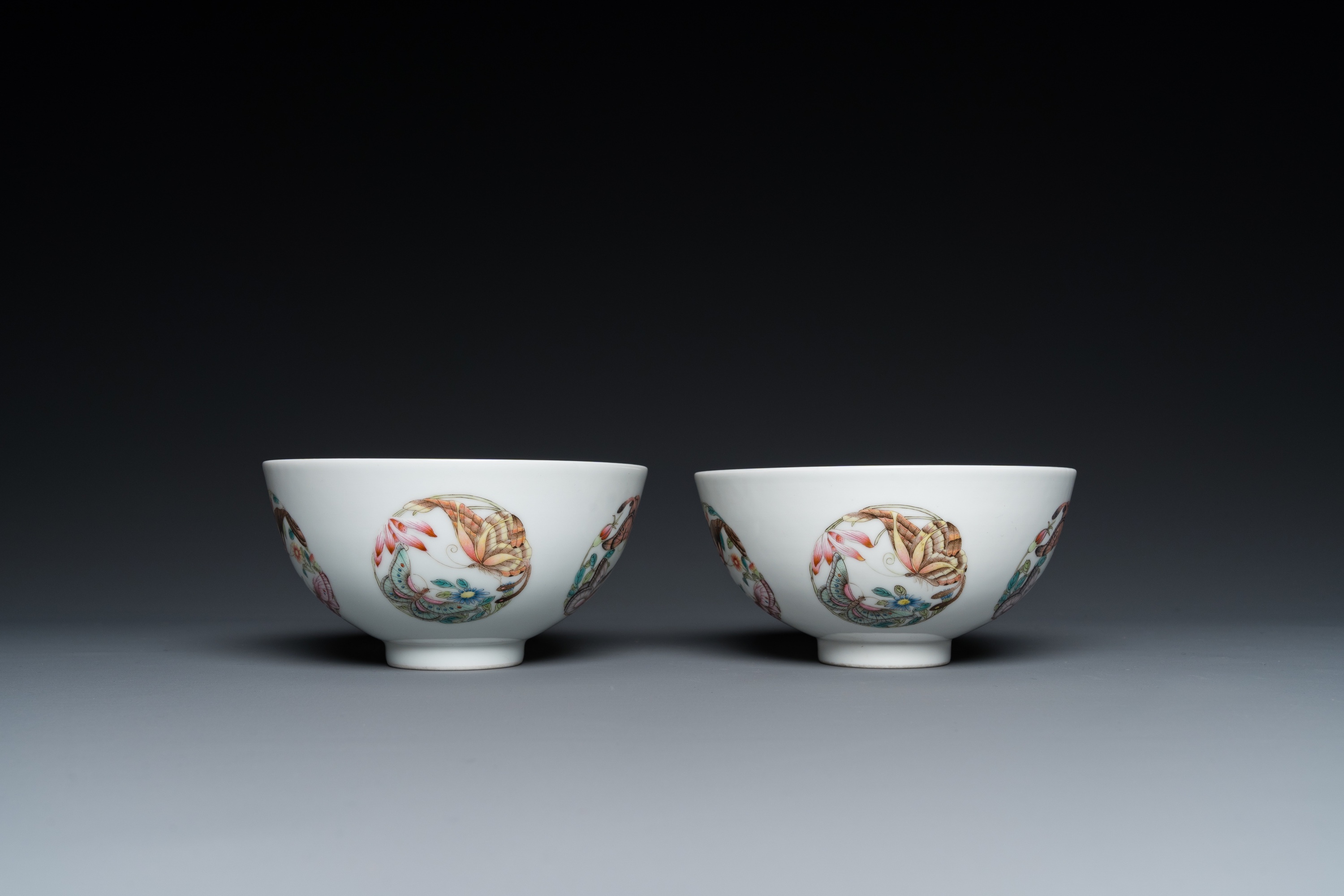 A pair of Chinese famille rose 'butterfly' bowls, Yonzheng mark, probably Republic - Image 6 of 16