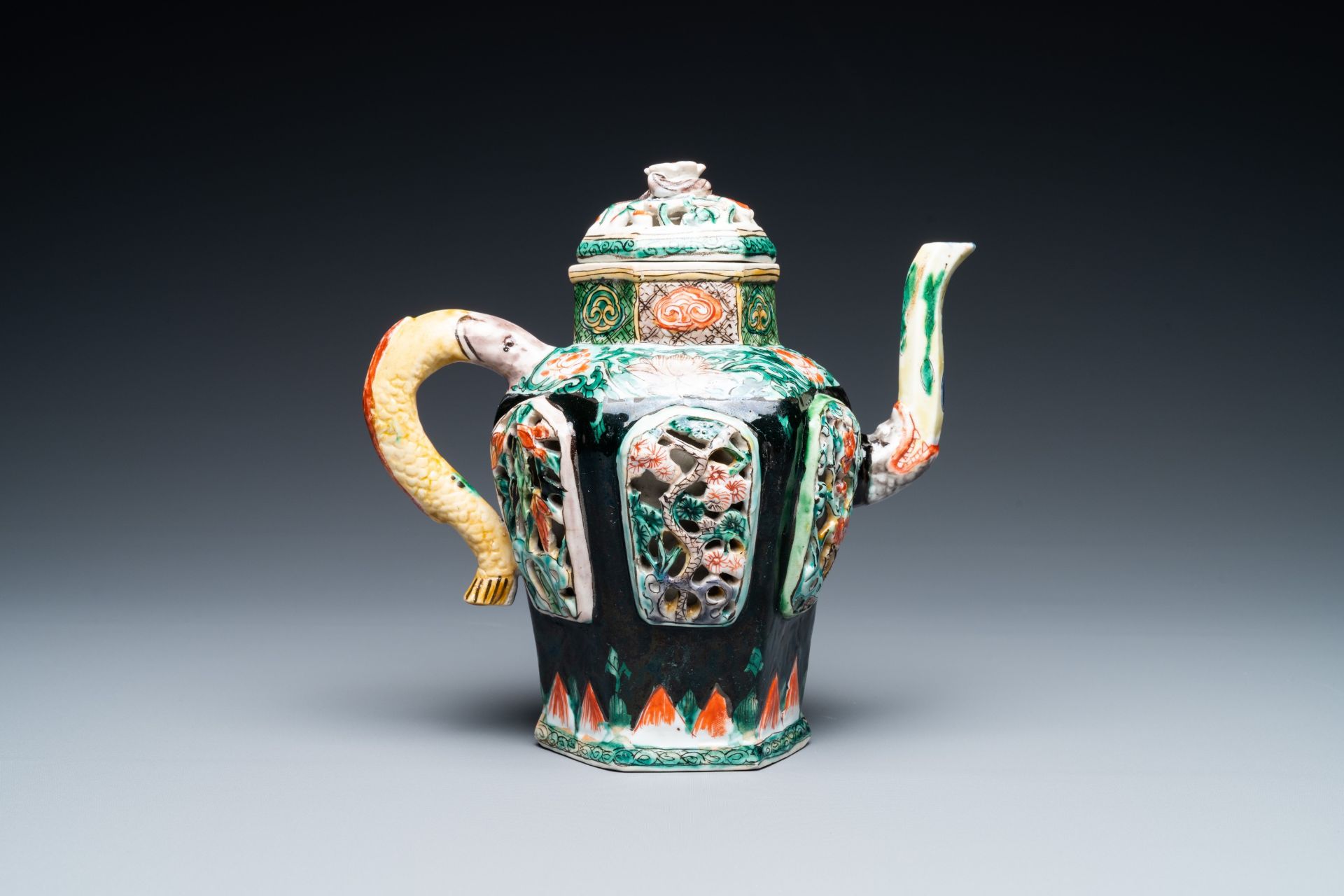 A Chinese verte biscuit reticulated teapot and cover, Kangxi - Image 4 of 37