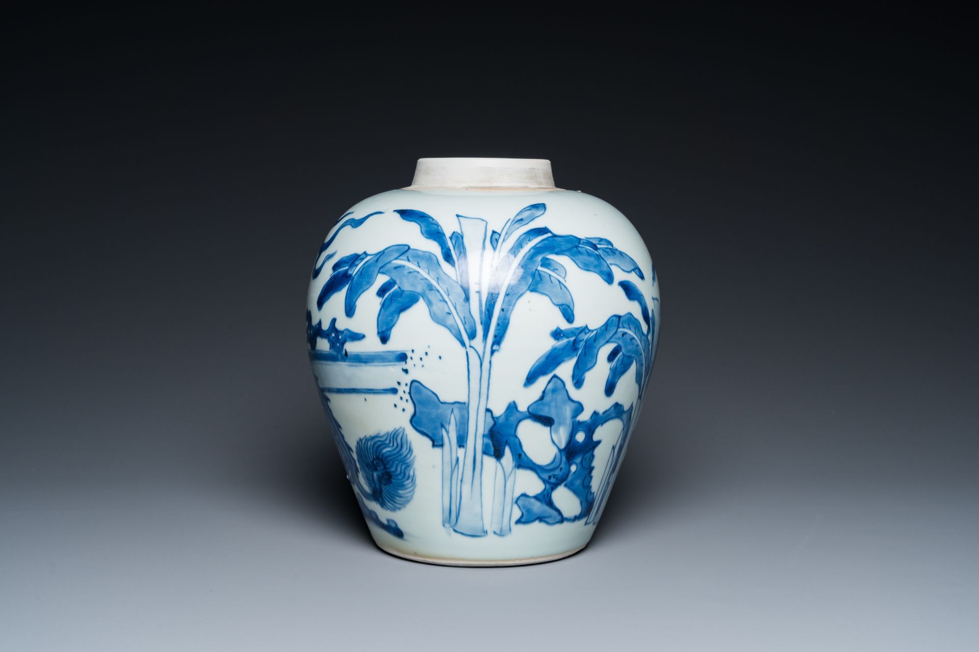 A Chinese blue and white 'qilin' jar, Shunzhi - Bild 3 aus 23