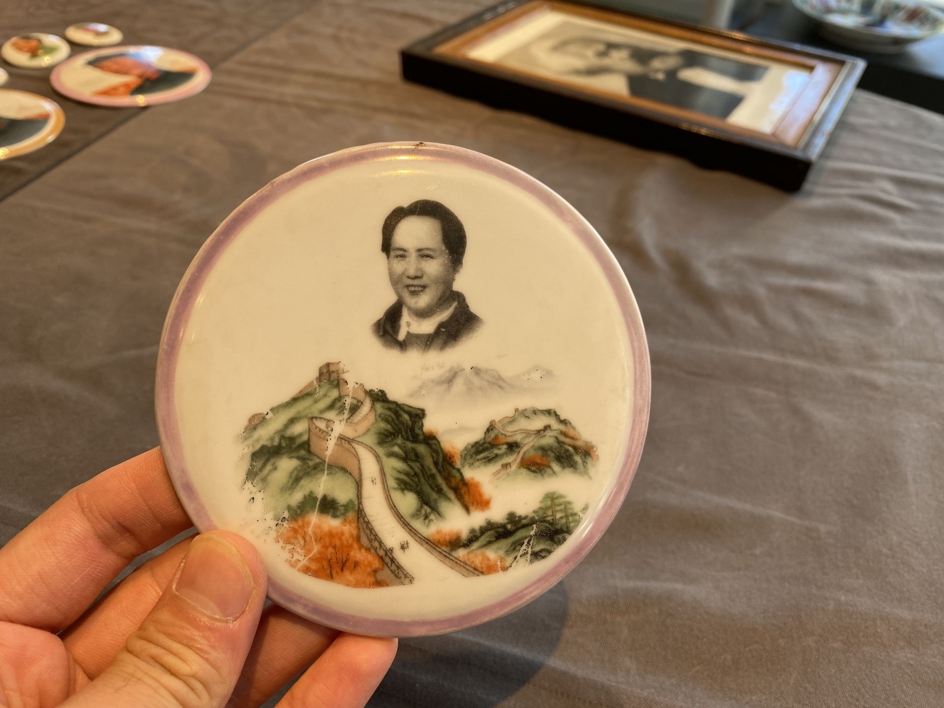 Nine Chinese communist portrait medallions and a plaque depicting Karl Marx, 20th C. - Image 12 of 23