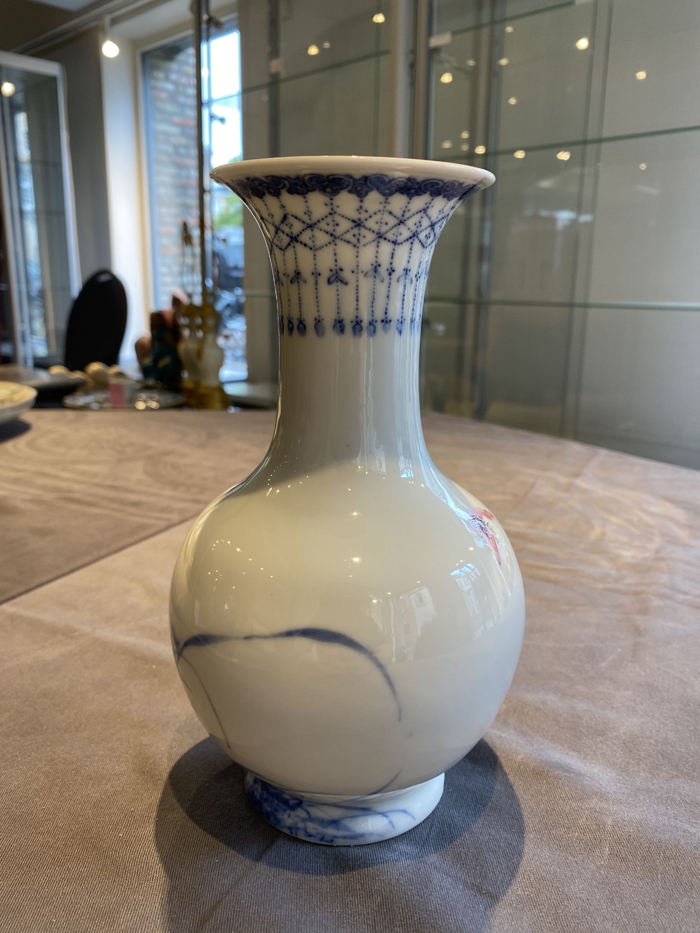 A Chinese blue and white 'Wang Bu' vase, Yongzheng mark, 20th C. - Image 9 of 22