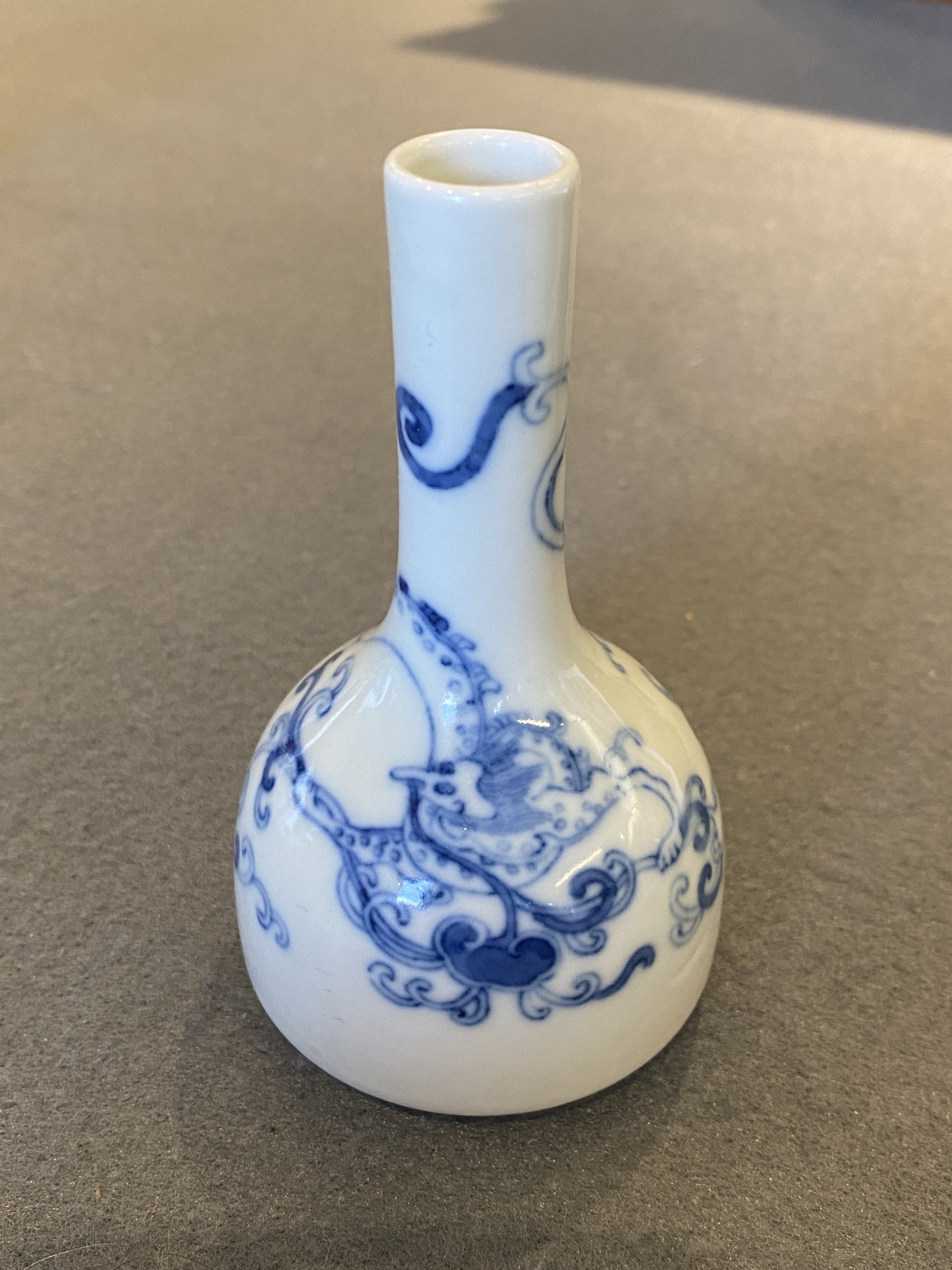 A small Chinese blue and white 'dragon' bottle vase, Yongzheng mark and possibly of the period - Image 10 of 29