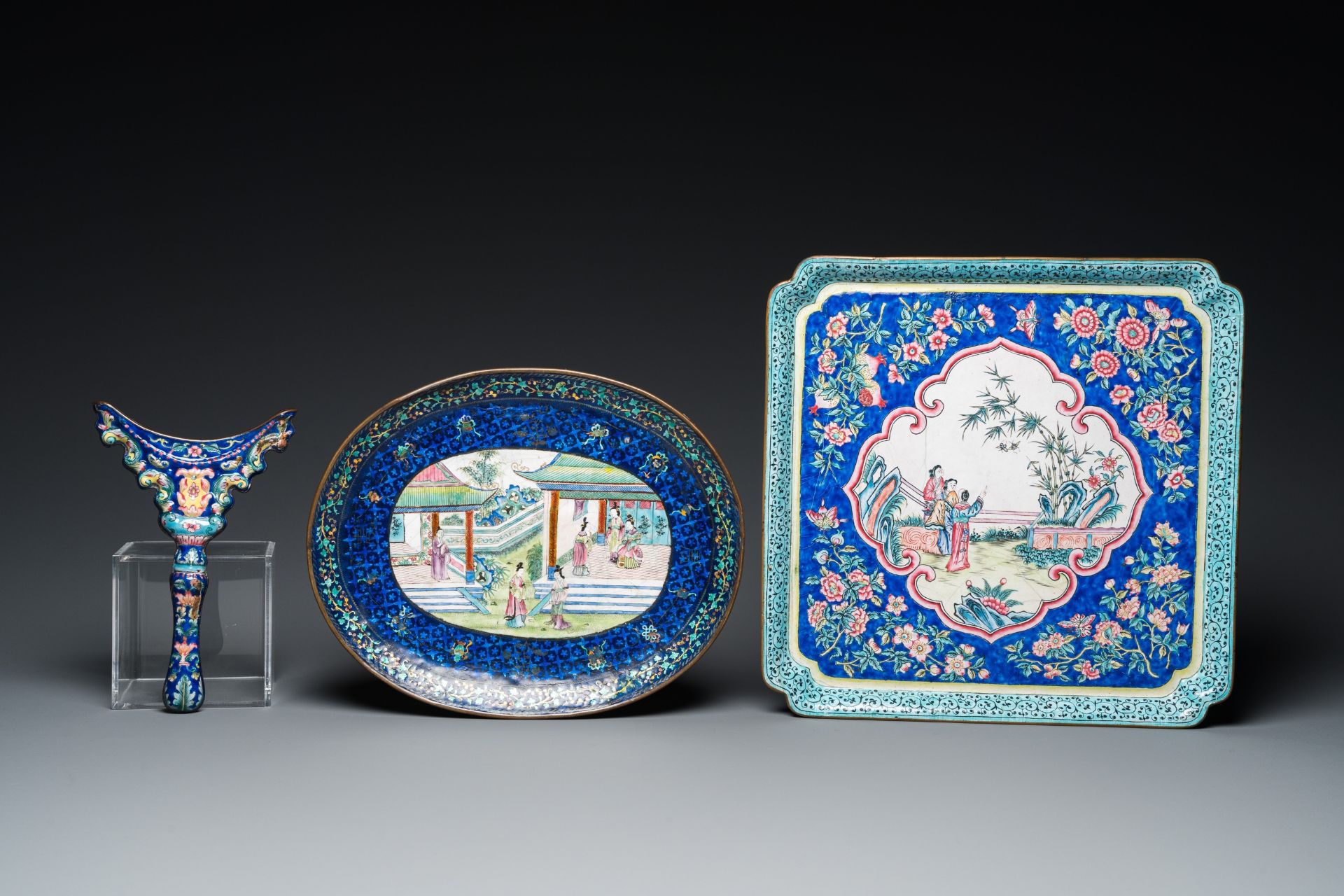 Two Chinese Canton enamel dishes, a ewer, a mirror handle and a stacking box, 18/19th C. - Image 2 of 11