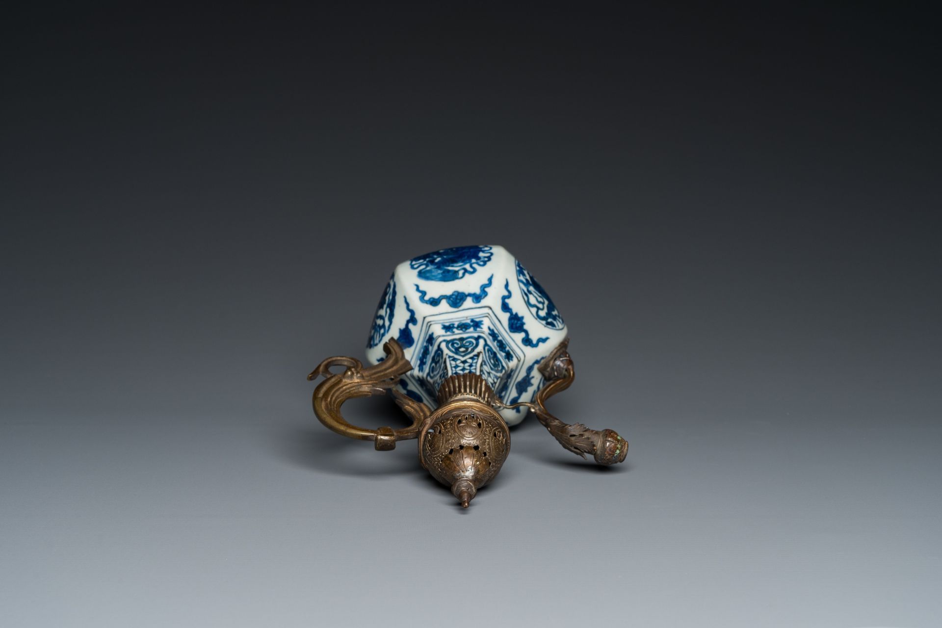 A Chinese blue and white gilt-bronze mounted vase transformed into a ewer for the Ottoman market, Ji - Image 5 of 21