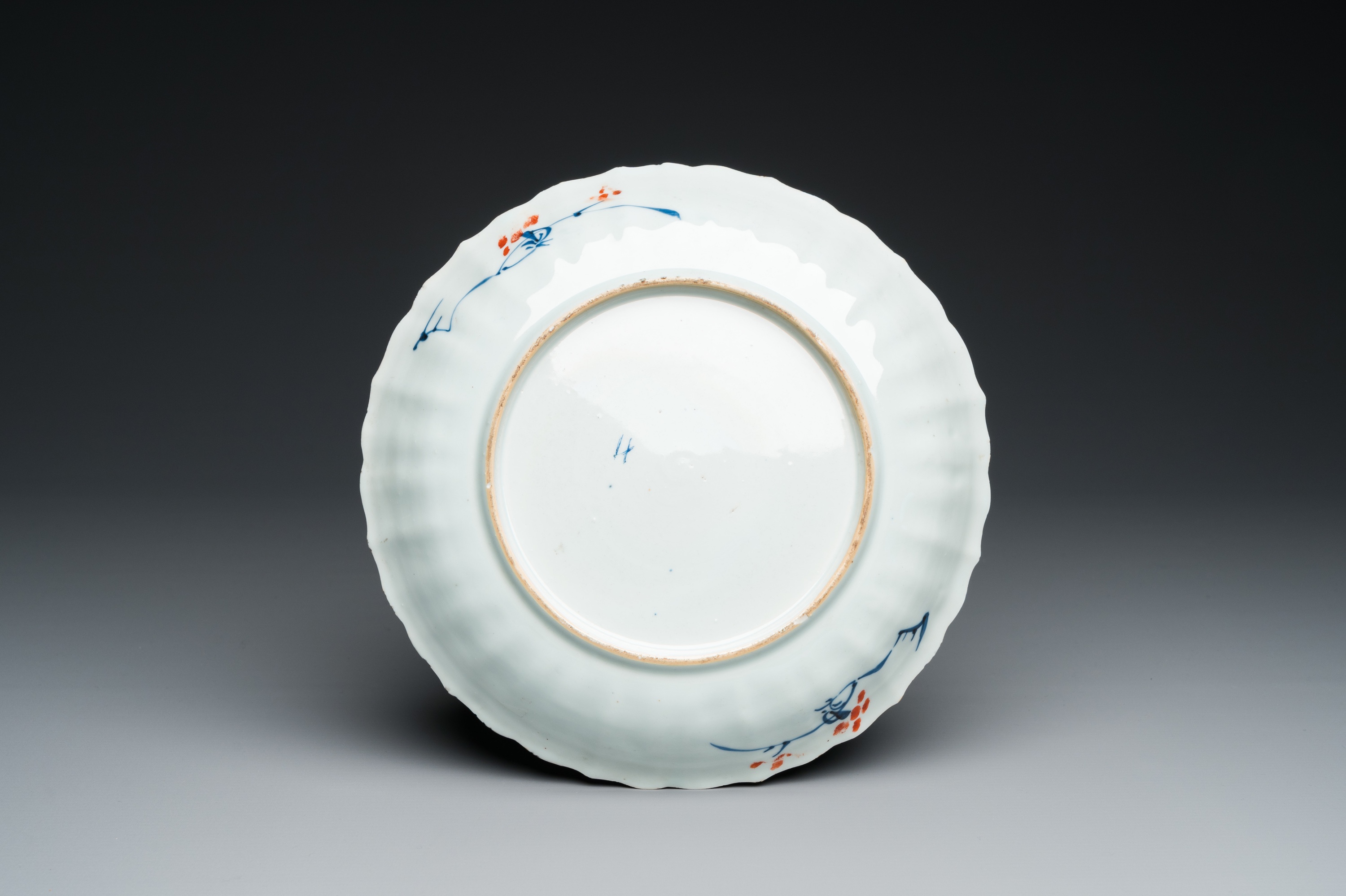 A Chinese famille verte armorial 'provinces' dish with the arms of Namur, Kangxi/Yongzheng - Image 2 of 2