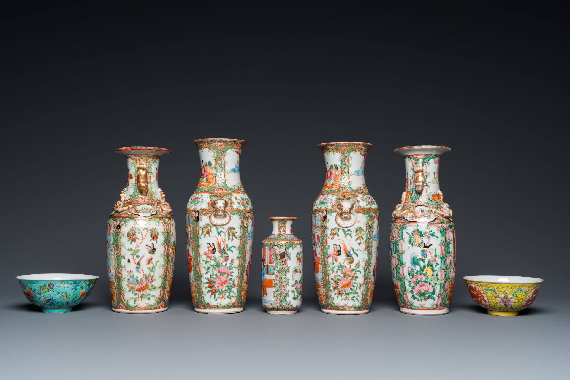 Eight Chinese Canton famille rose vases, two Nanking vases and two famille rose bowls, 19/20th C. - Image 9 of 15