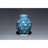 A Chinese blue and white 'cranes' jar and cover, 19/20th C.