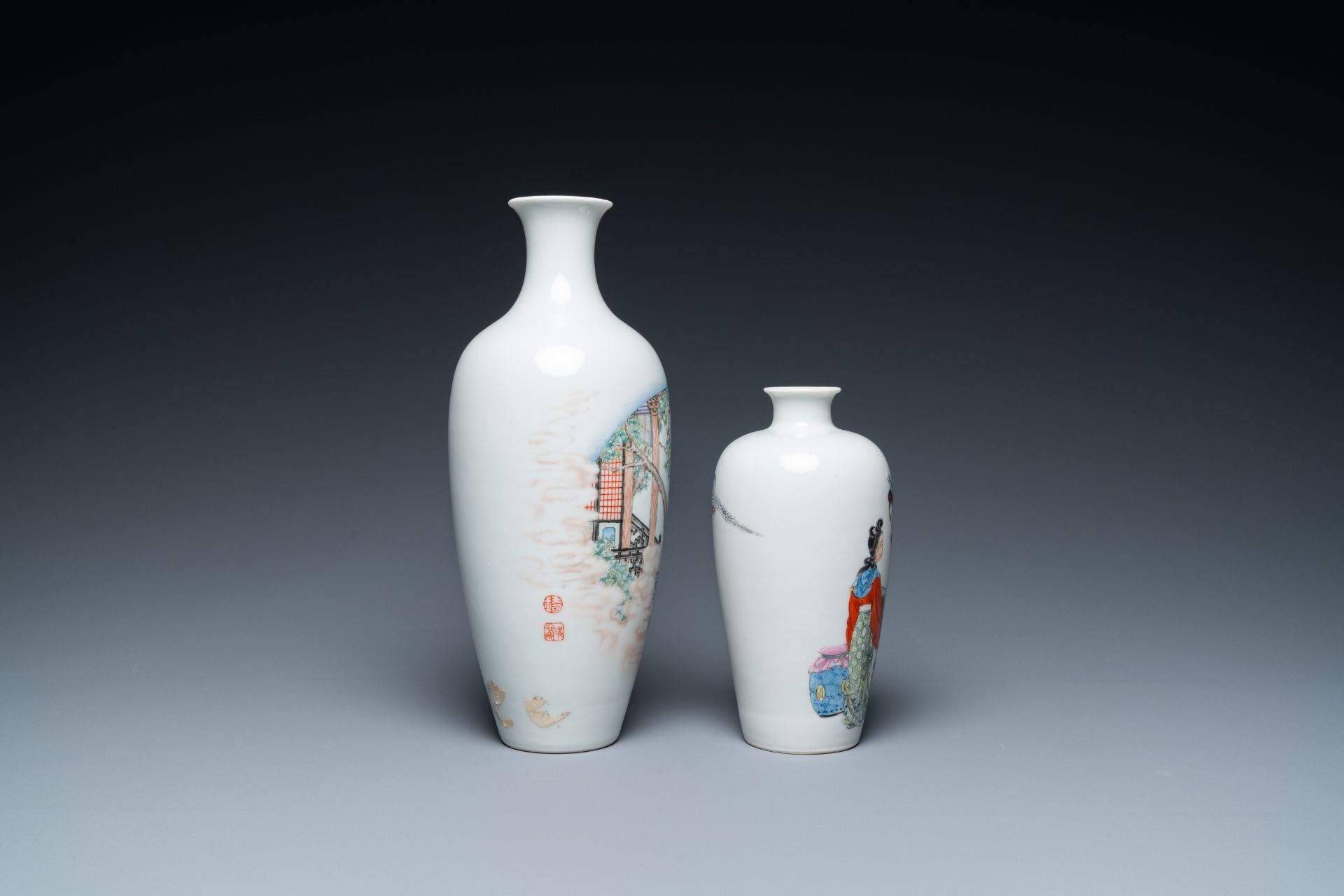 Two Chinese famille rose ÔladiesÕ vases, one with Qianlong mark, 20th C. - Bild 2 aus 23