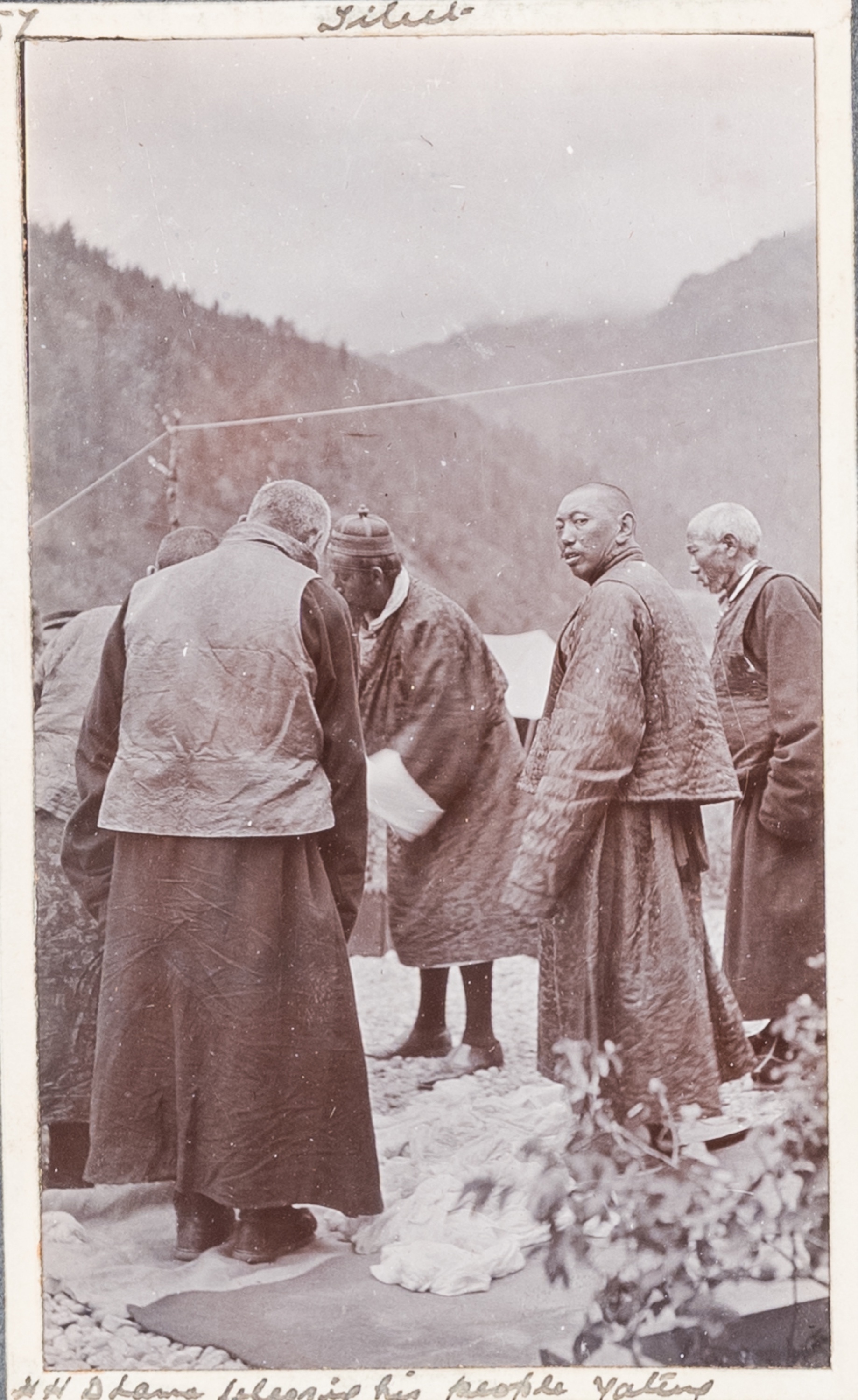 A rare photo album on the 13th Dalai Lama's return from exile from India, ca. 1912/1913 - Image 17 of 21