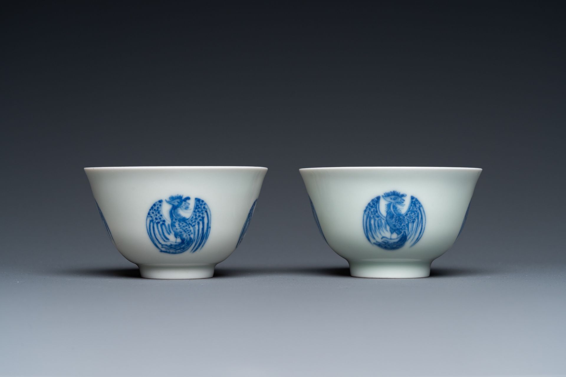 A pair of Chinese blue and white cups, Daoguang mark, 19/20th C. - Image 4 of 17